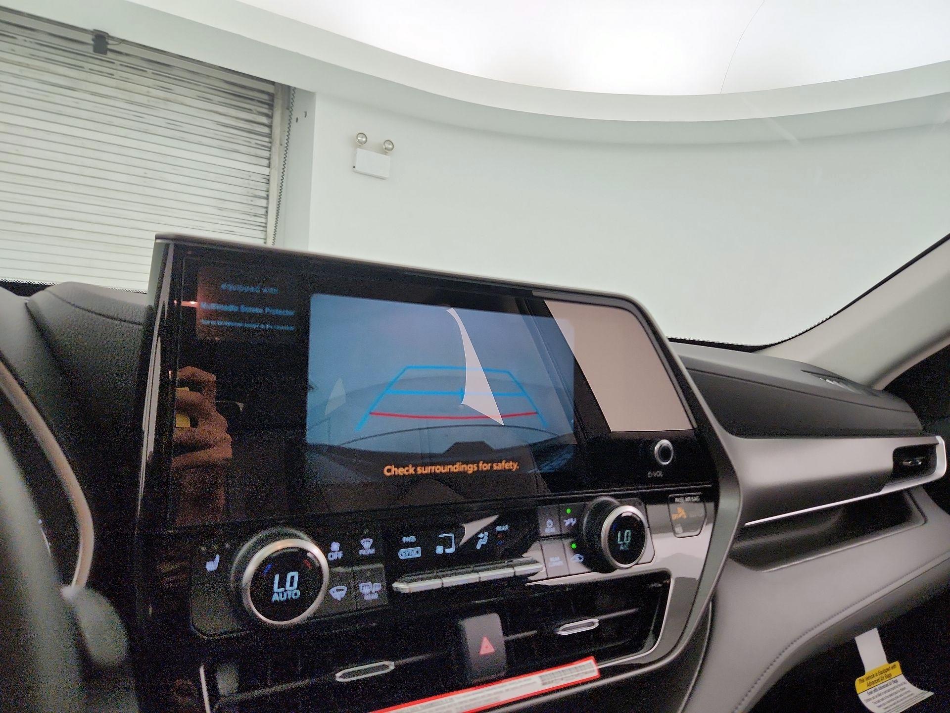 Thumbnail: 2026 Toyota Highlander - 15