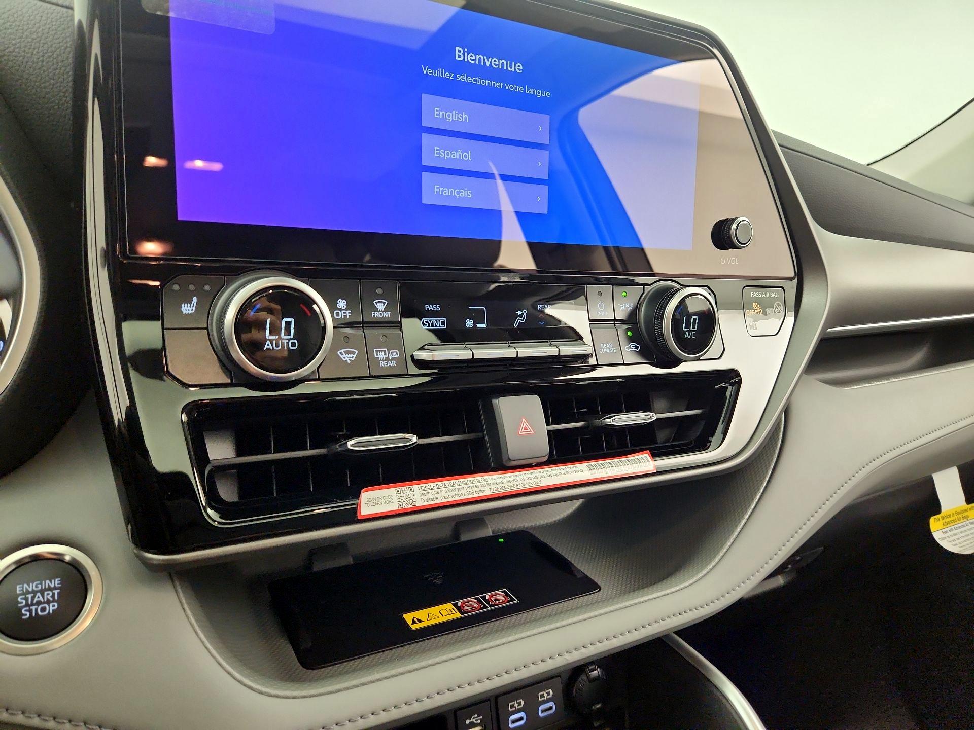 Thumbnail: 2026 Toyota Highlander - 17