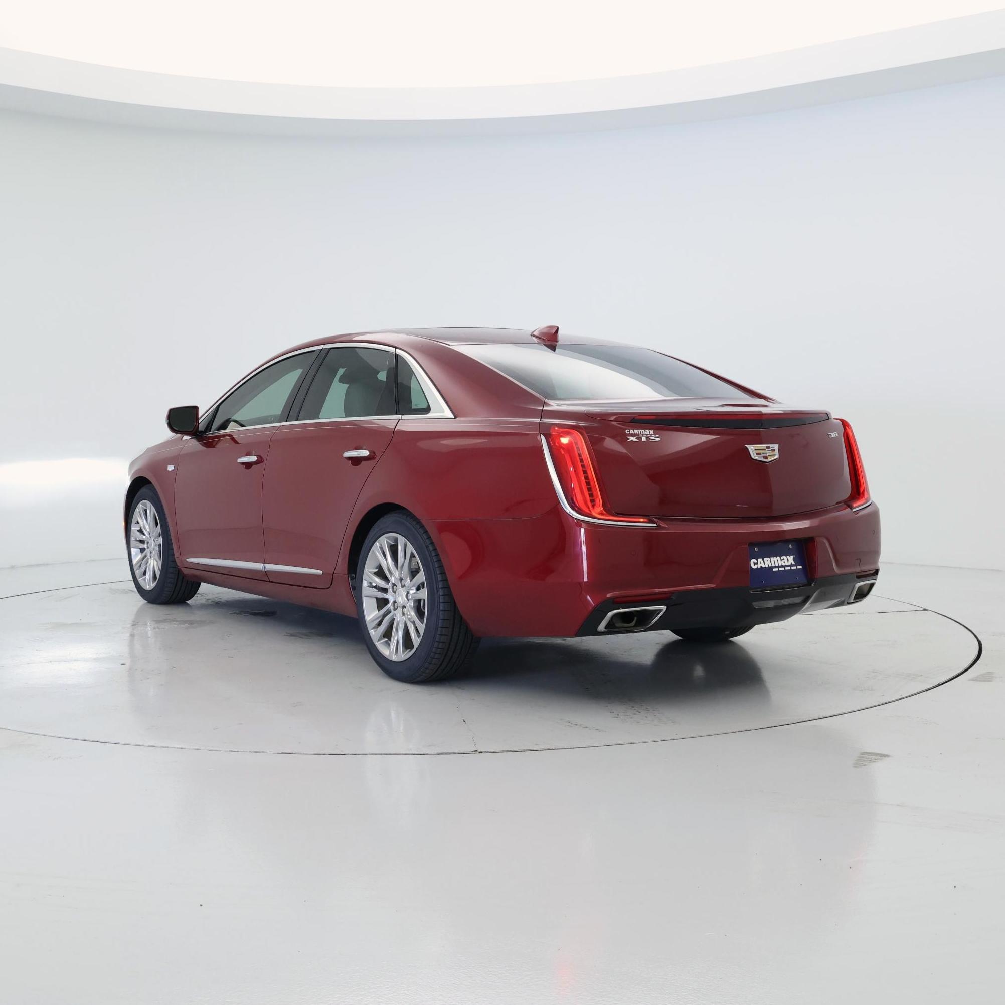 Thumbnail: 2019 Cadillac XTS - 2