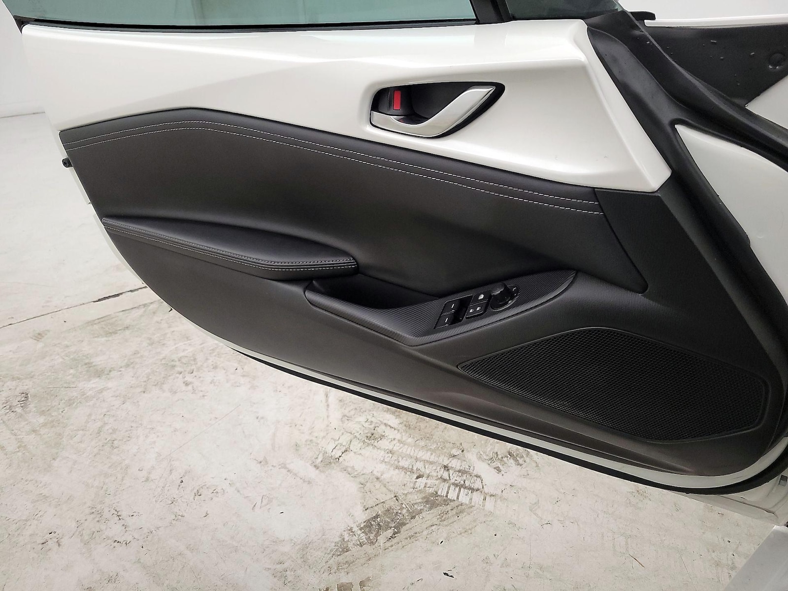 2025 Mazda MX-5 Miata Club - Photo 13