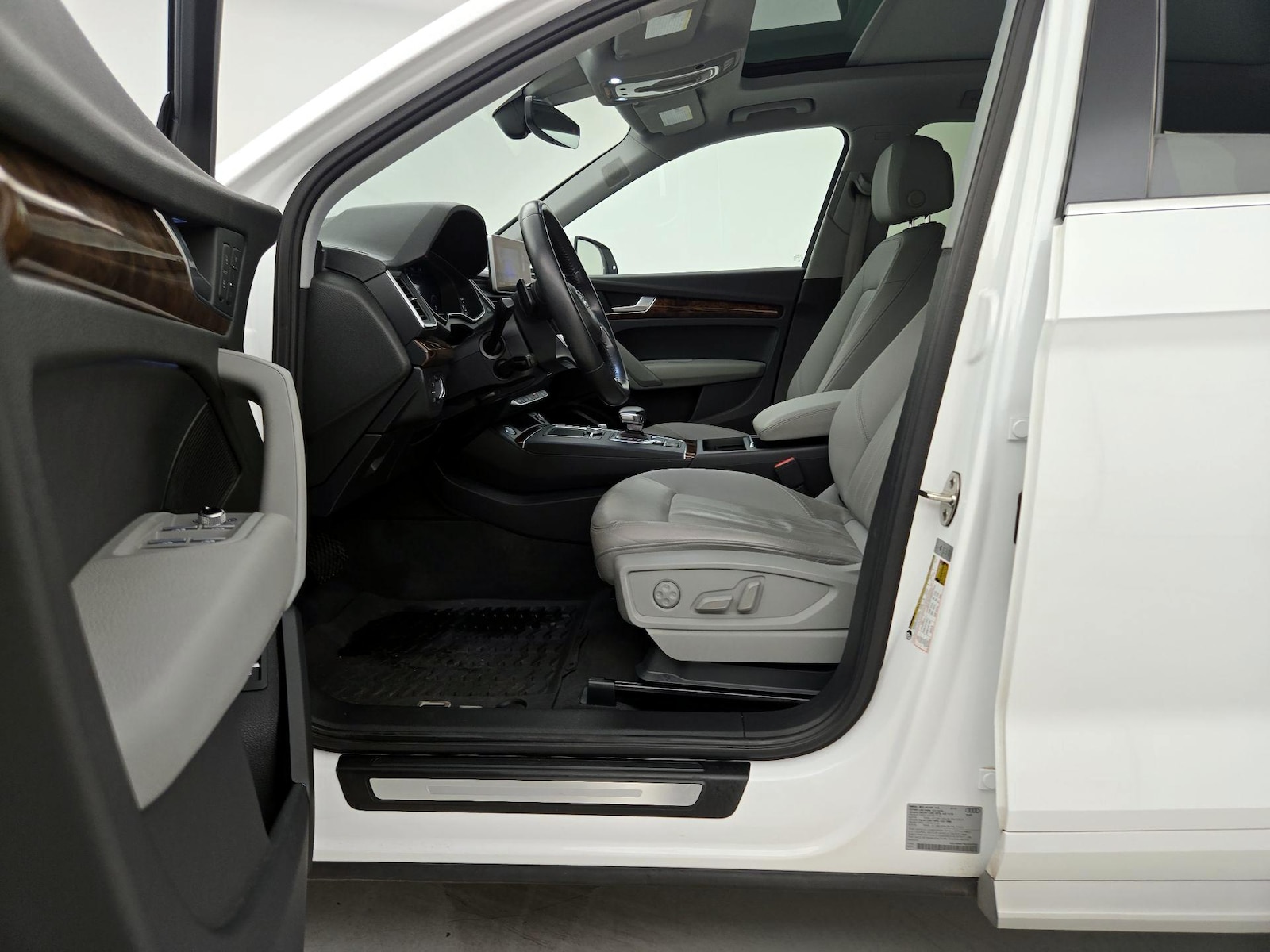 2018 Audi Q5 Premium Plus - Photo 12