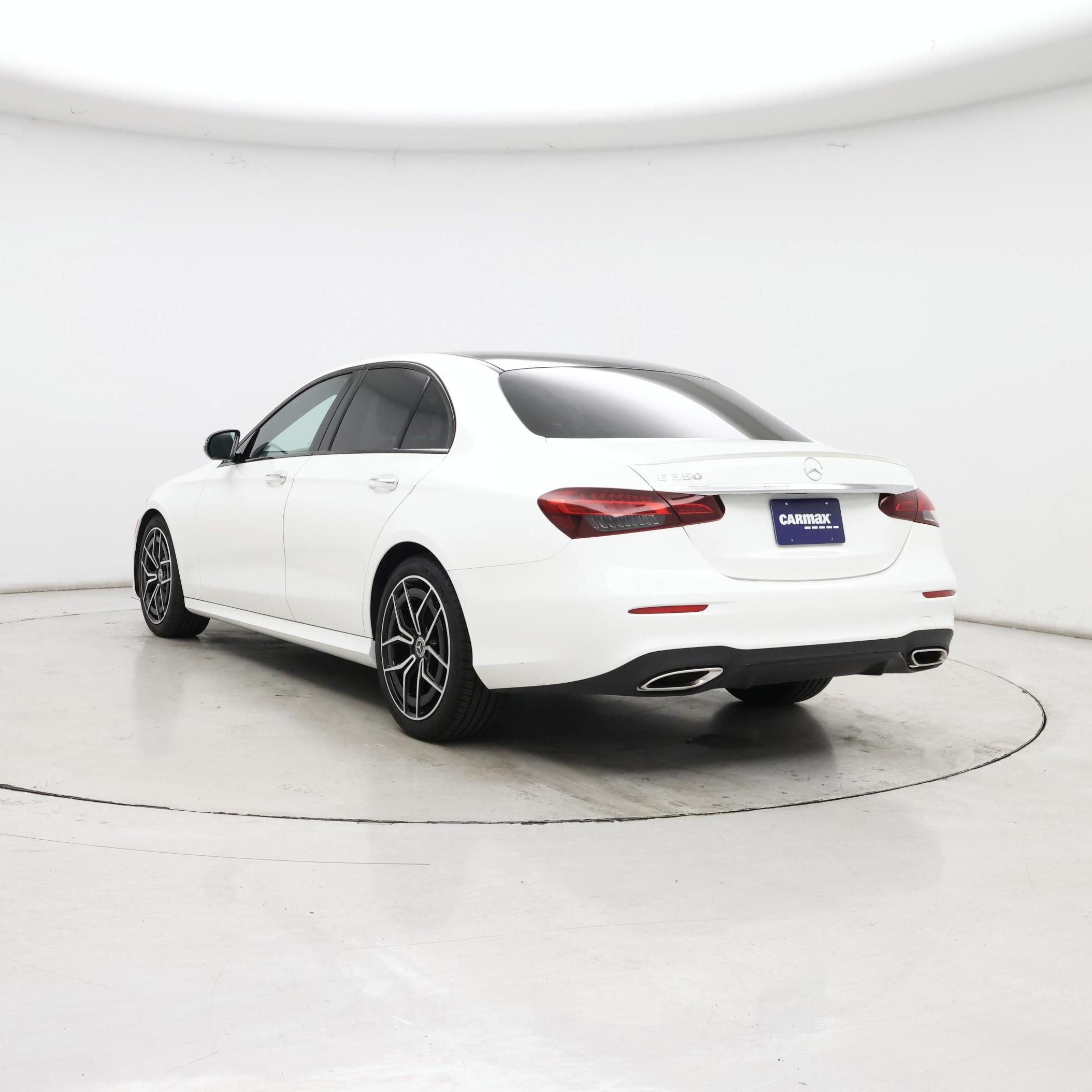 Thumbnail: 2021 Mercedes-Benz E-Class - 2