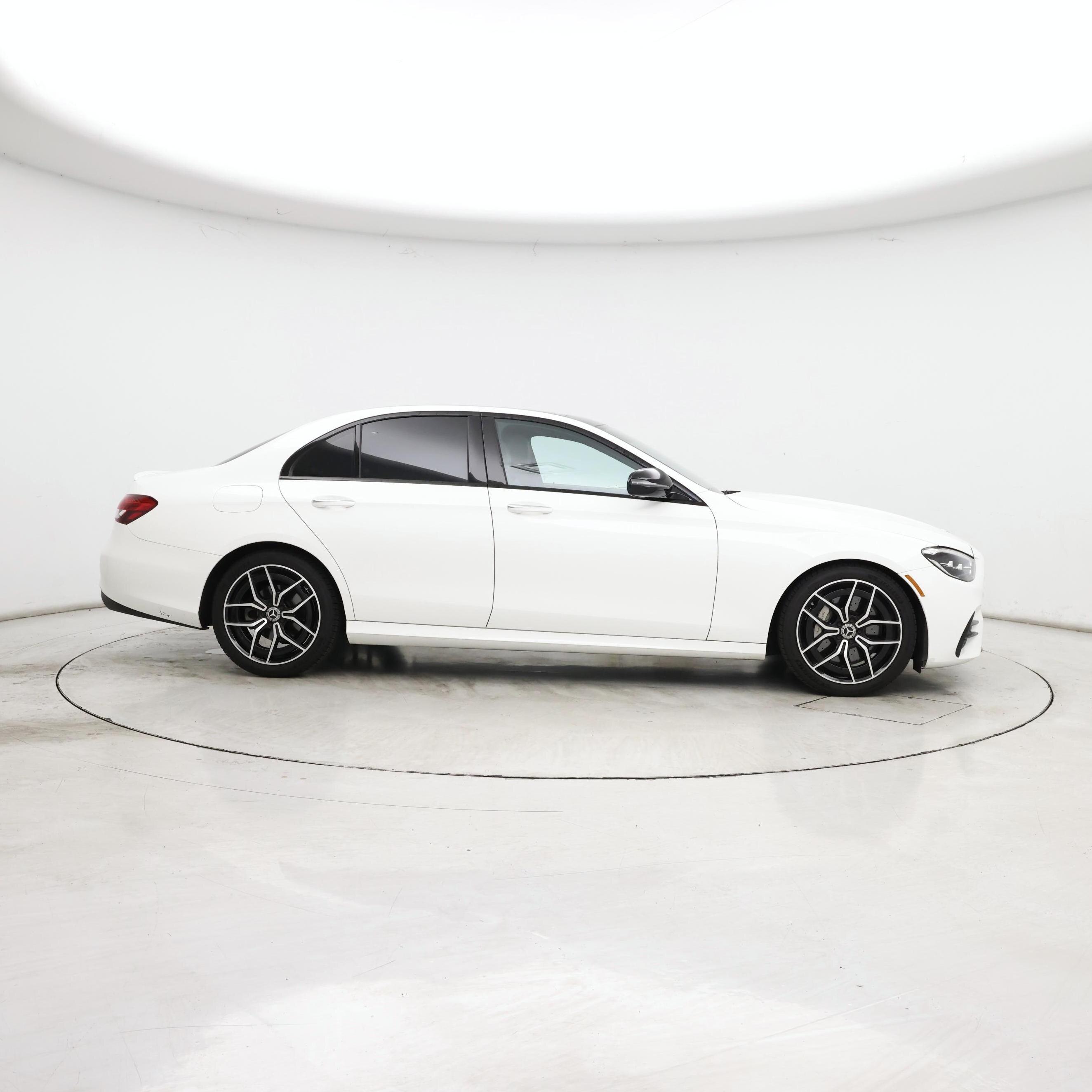 Thumbnail: 2021 Mercedes-Benz E-Class - 7