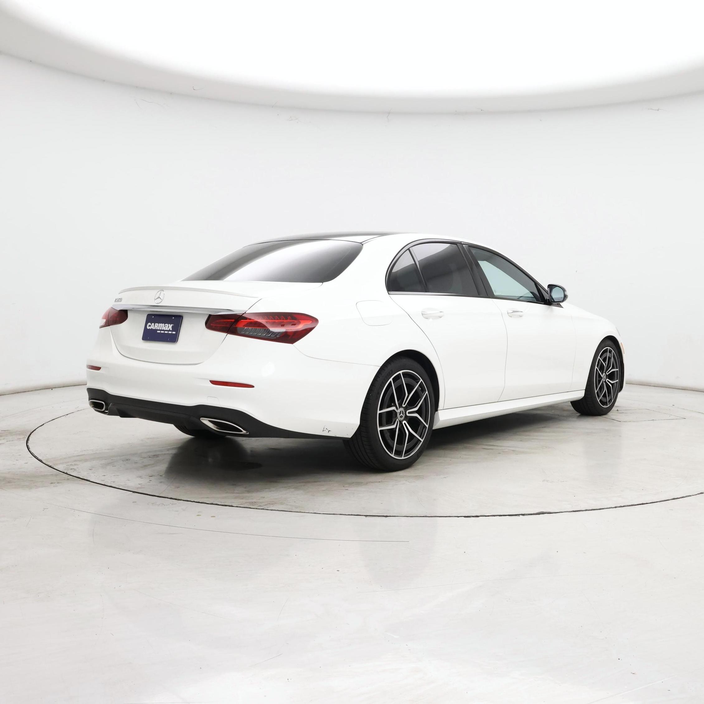 Thumbnail: 2021 Mercedes-Benz E-Class - 8