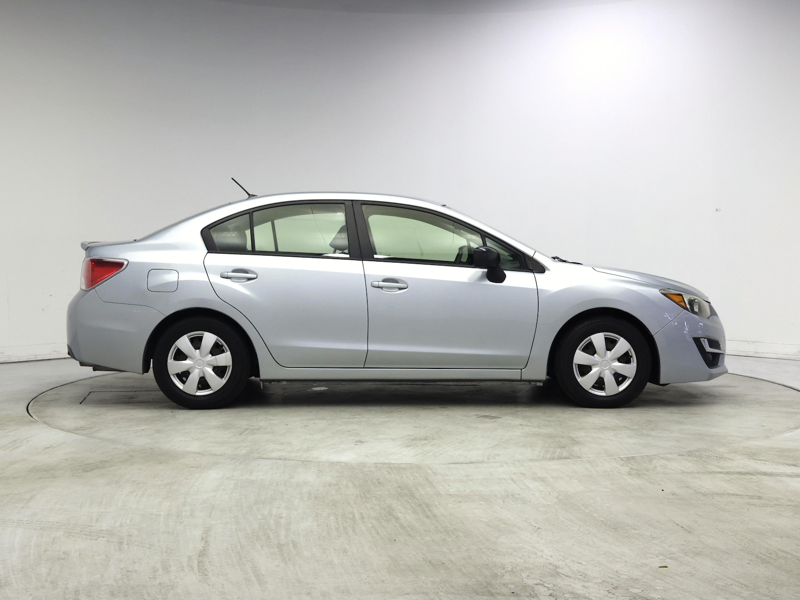 2016 Subaru Impreza Base - Photo 8
