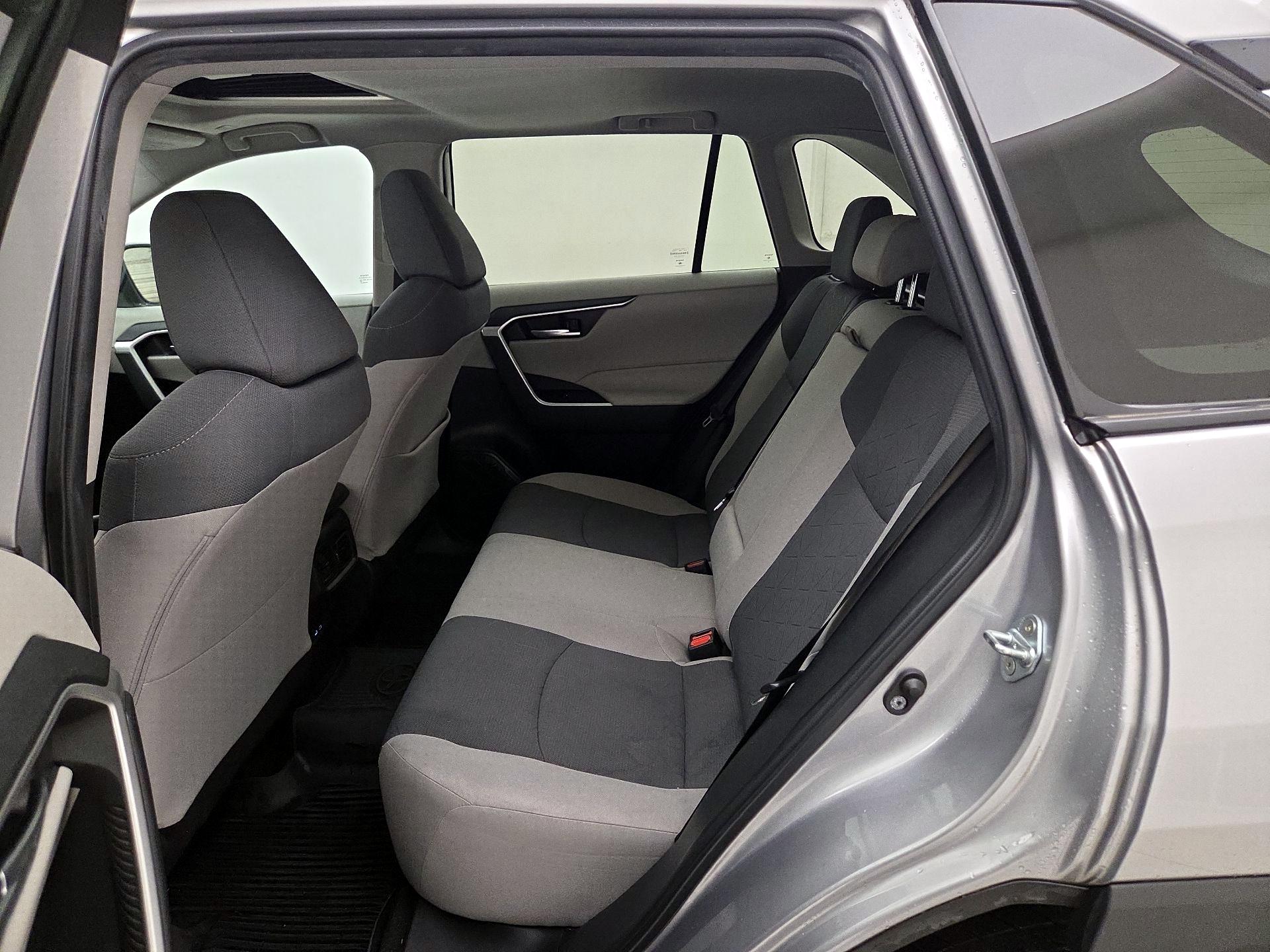Thumbnail: 2023 Toyota RAV4 - 18