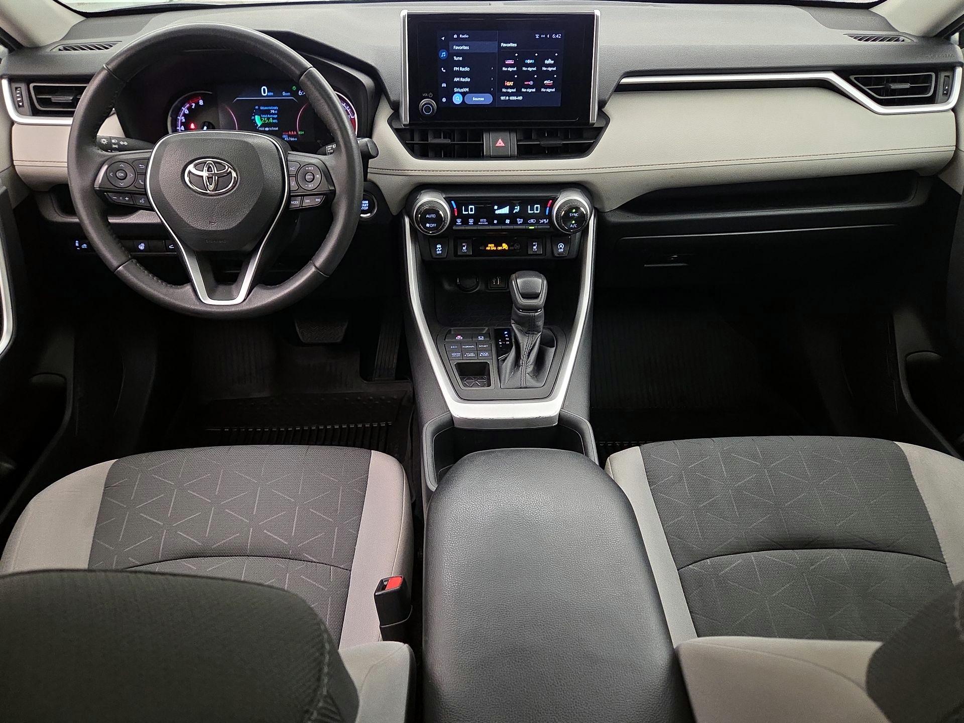 Thumbnail: 2023 Toyota RAV4 - 8