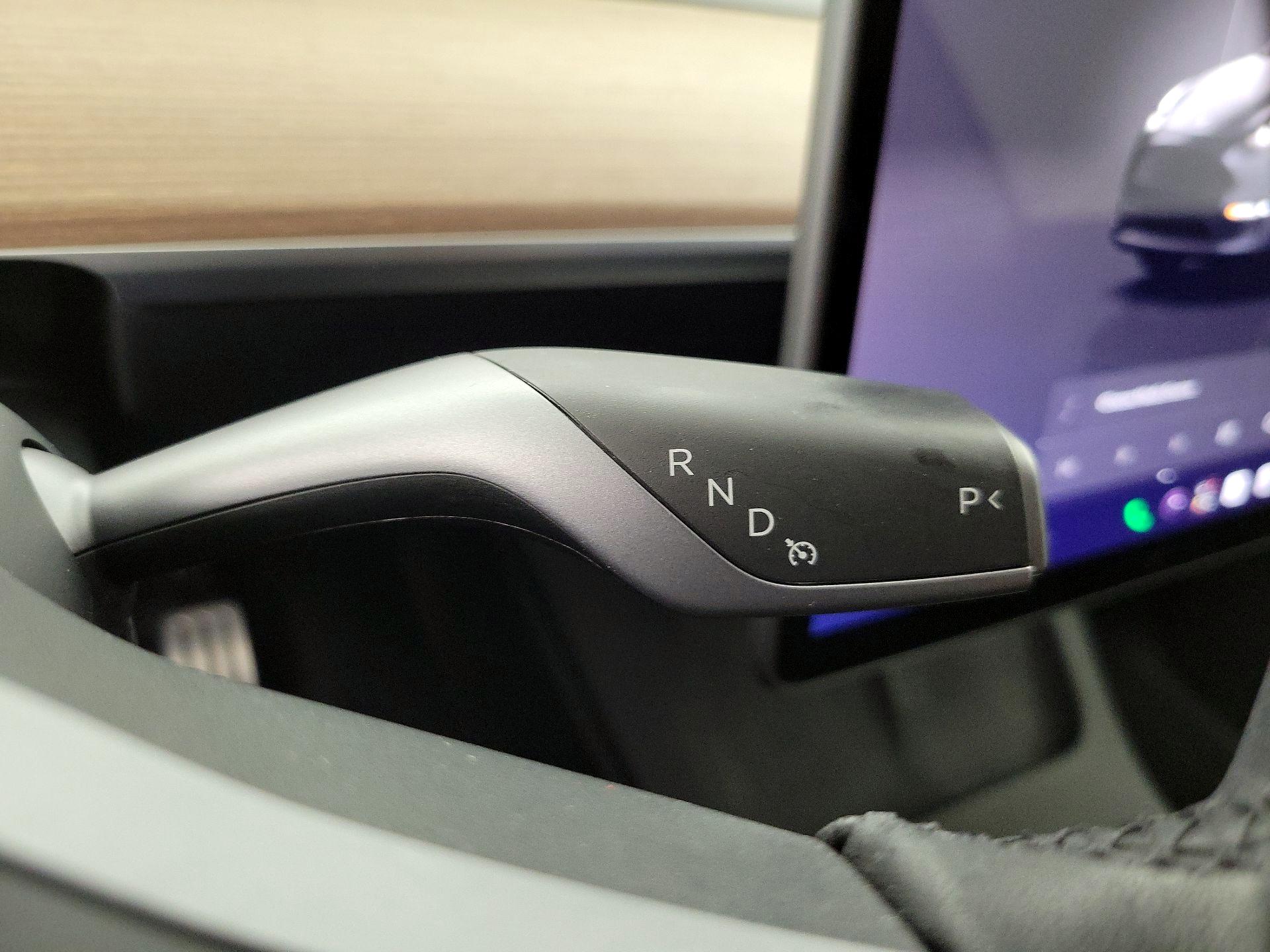 Thumbnail: 2022 Tesla Model Y - 17