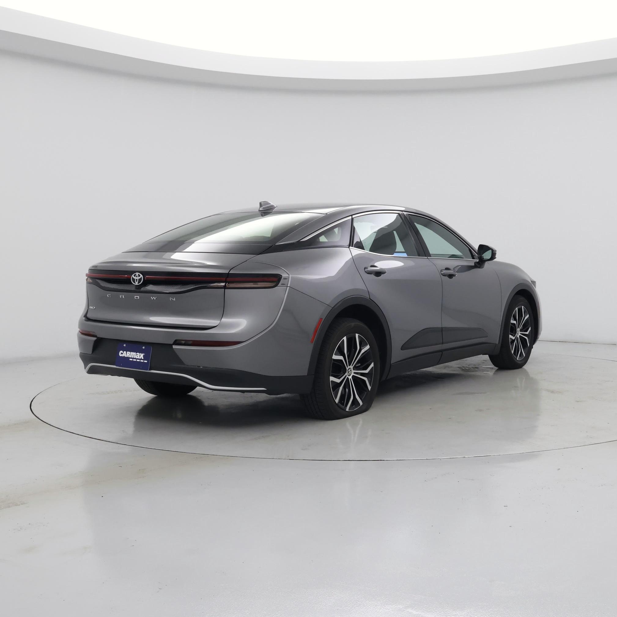 Thumbnail: 2023 Toyota Crown - 8