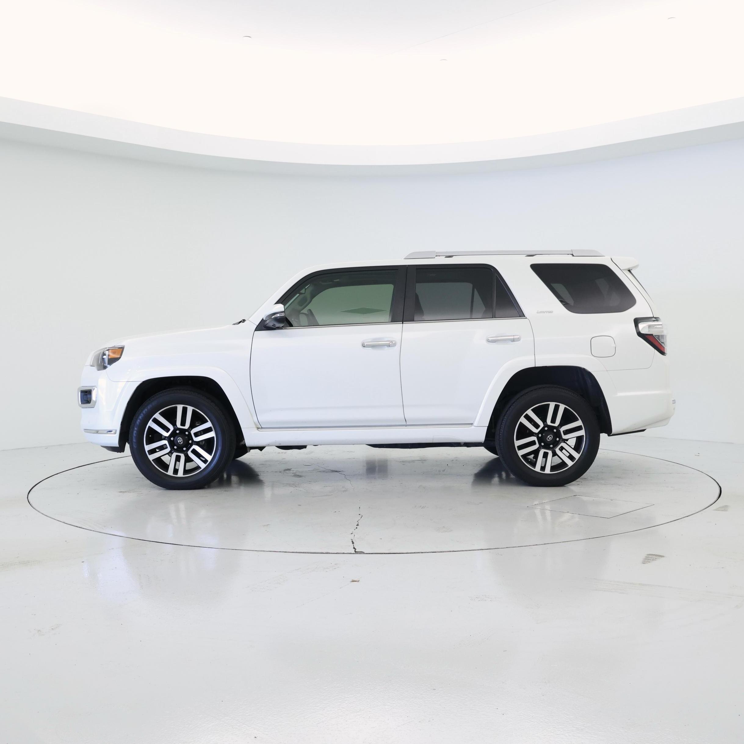 Thumbnail: 2023 Toyota 4Runner - 3