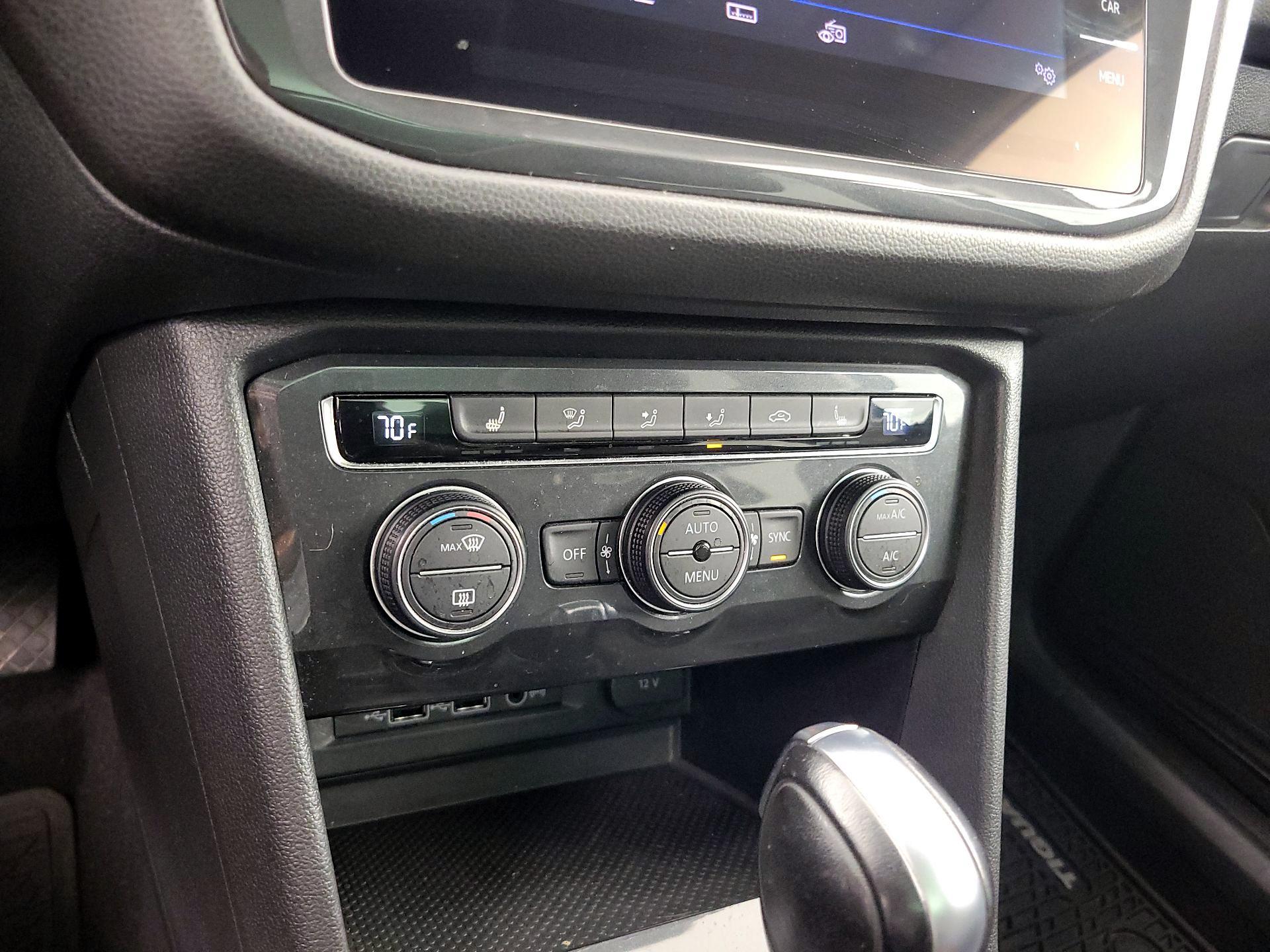 Thumbnail: 2019 Volkswagen Tiguan - 16
