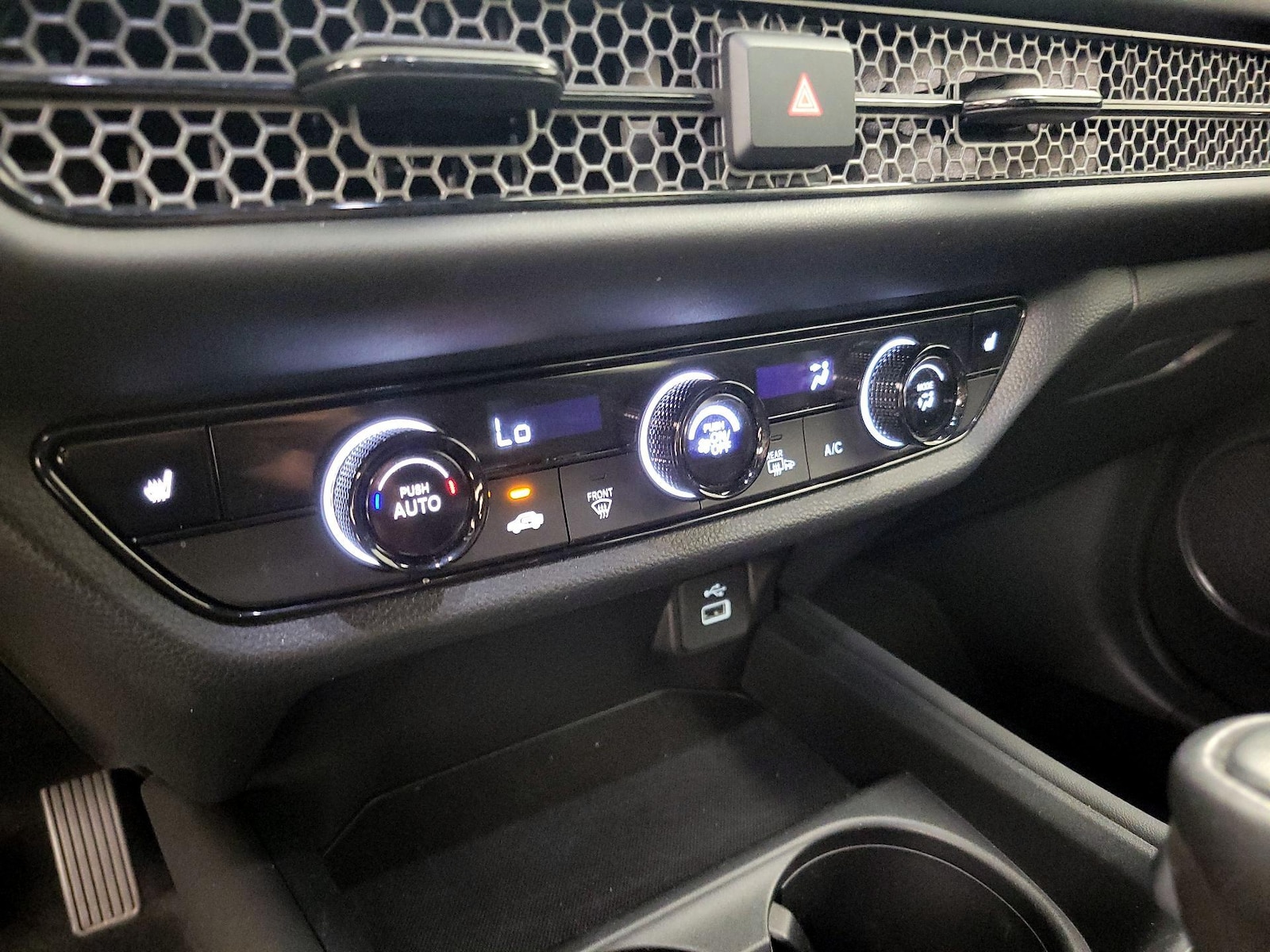 2024 Honda HR-V Sport - Photo 17