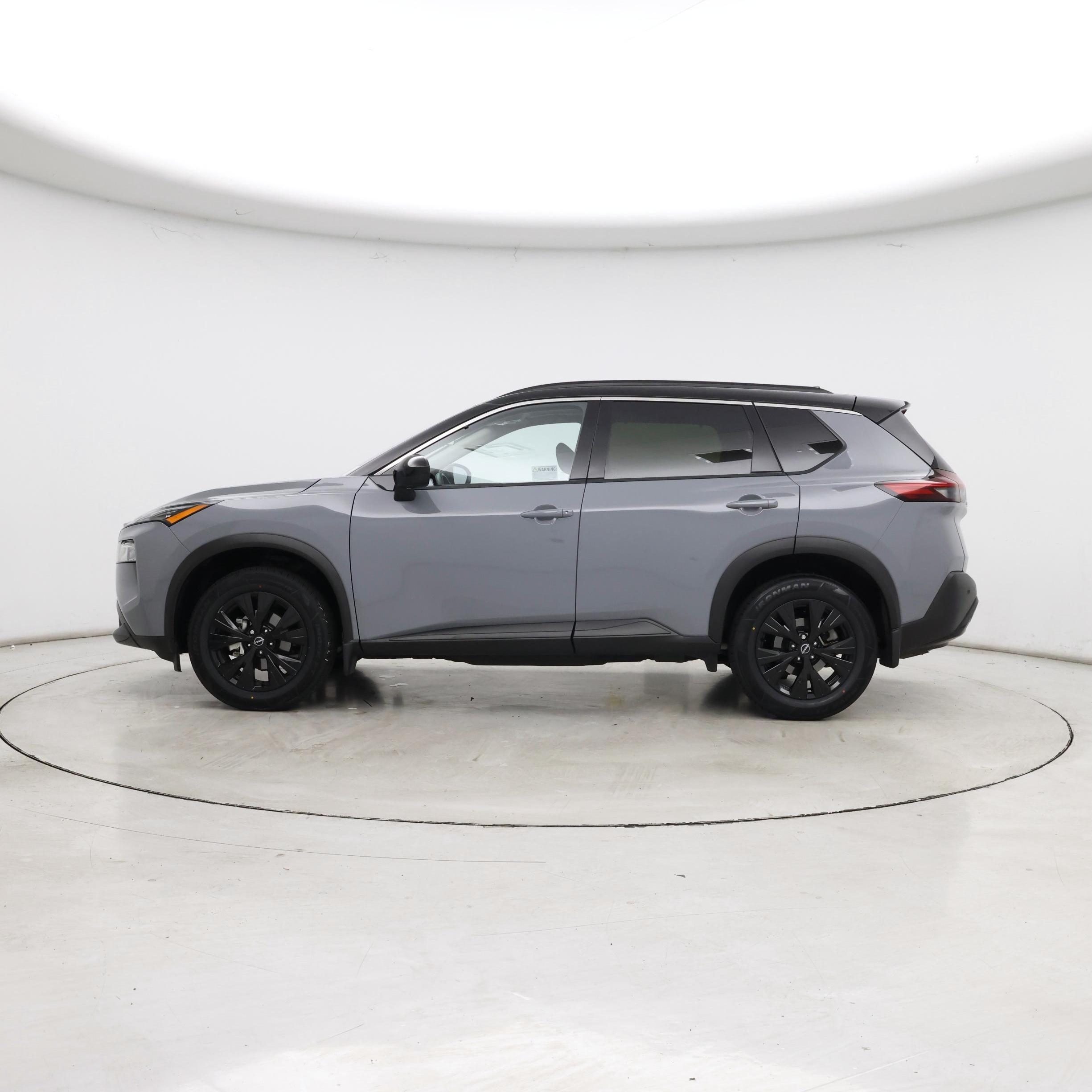 Thumbnail: 2023 Nissan Rogue - 3