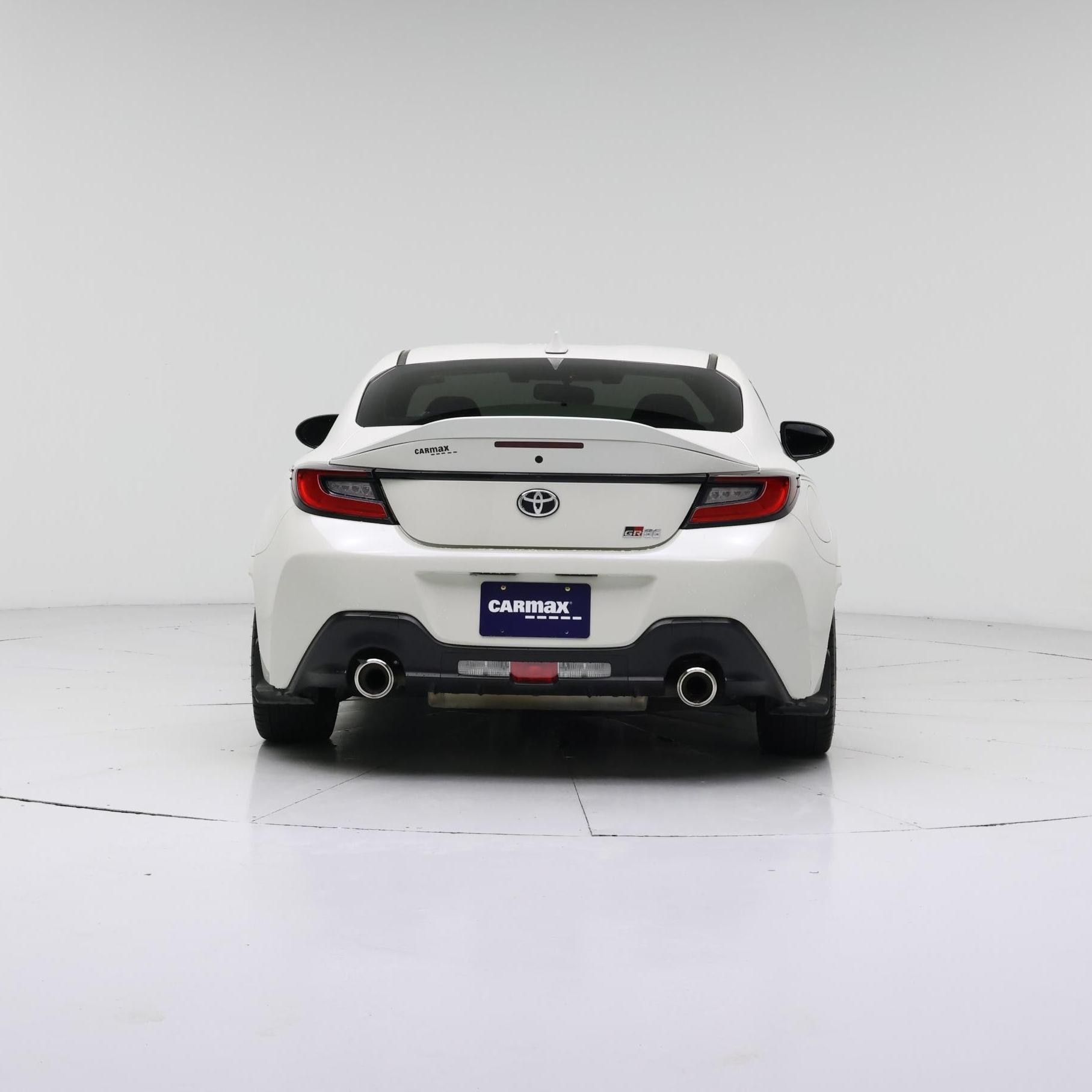 Thumbnail: 2024 Toyota GR86 - 6