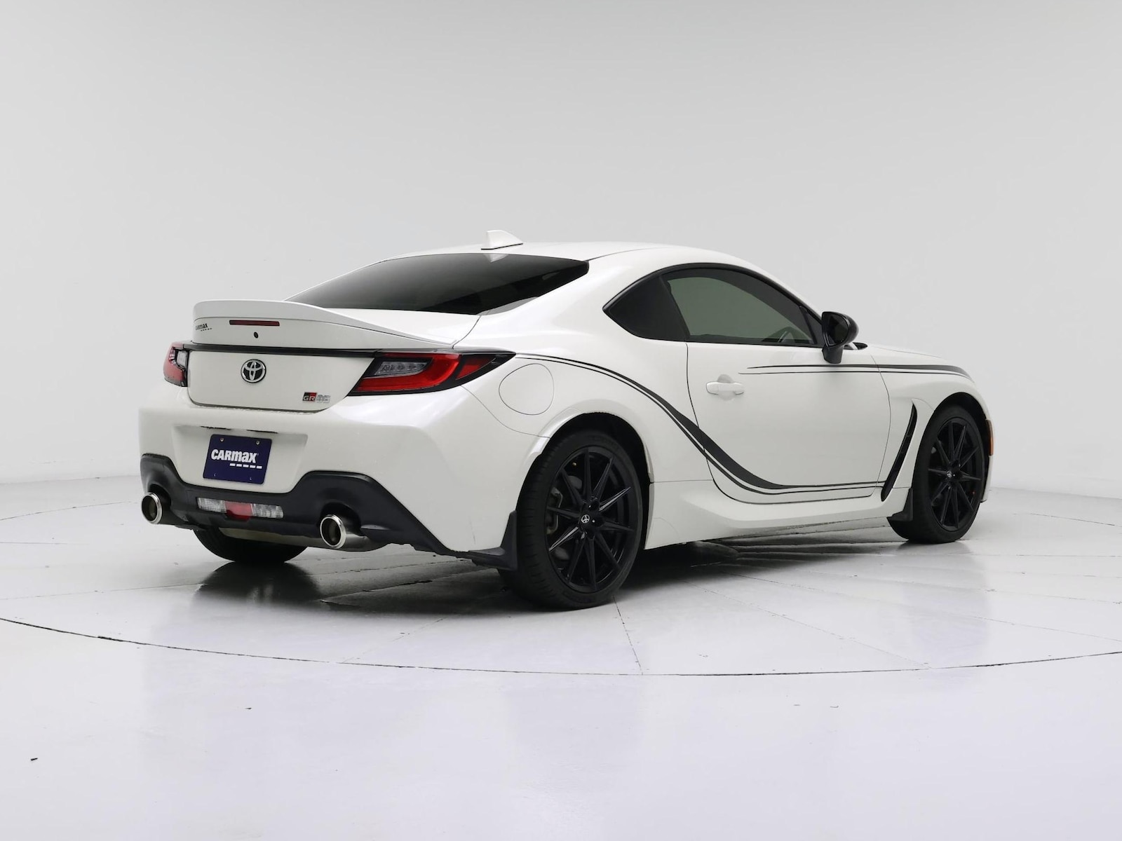 2024 Toyota GR86 Premium - Photo 9