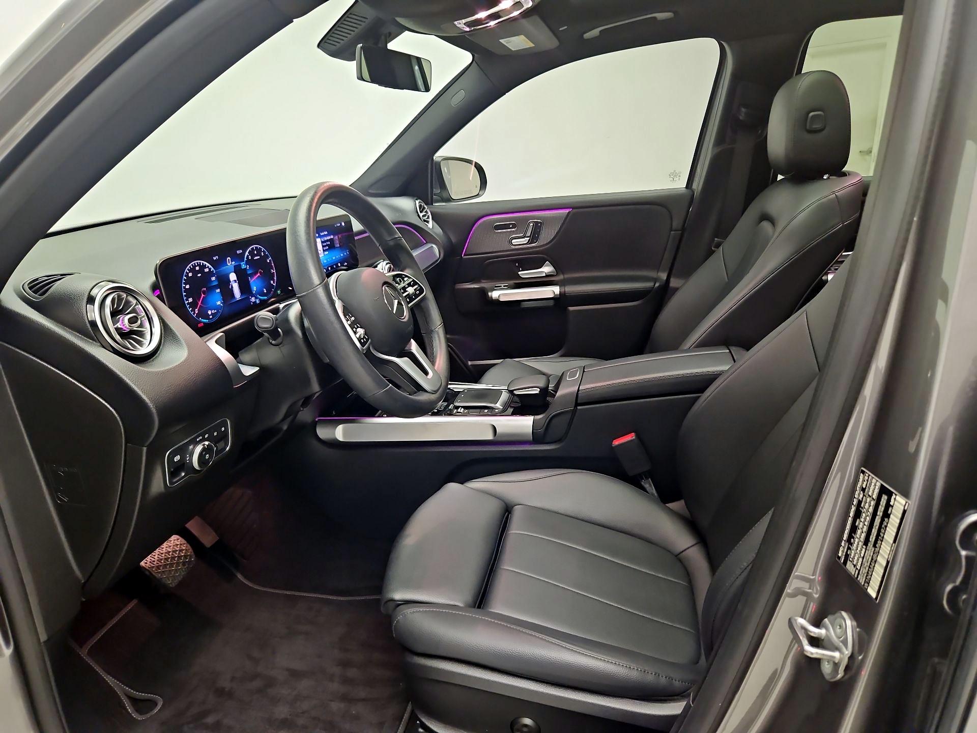 Thumbnail: 2021 Mercedes-Benz GLB - 11