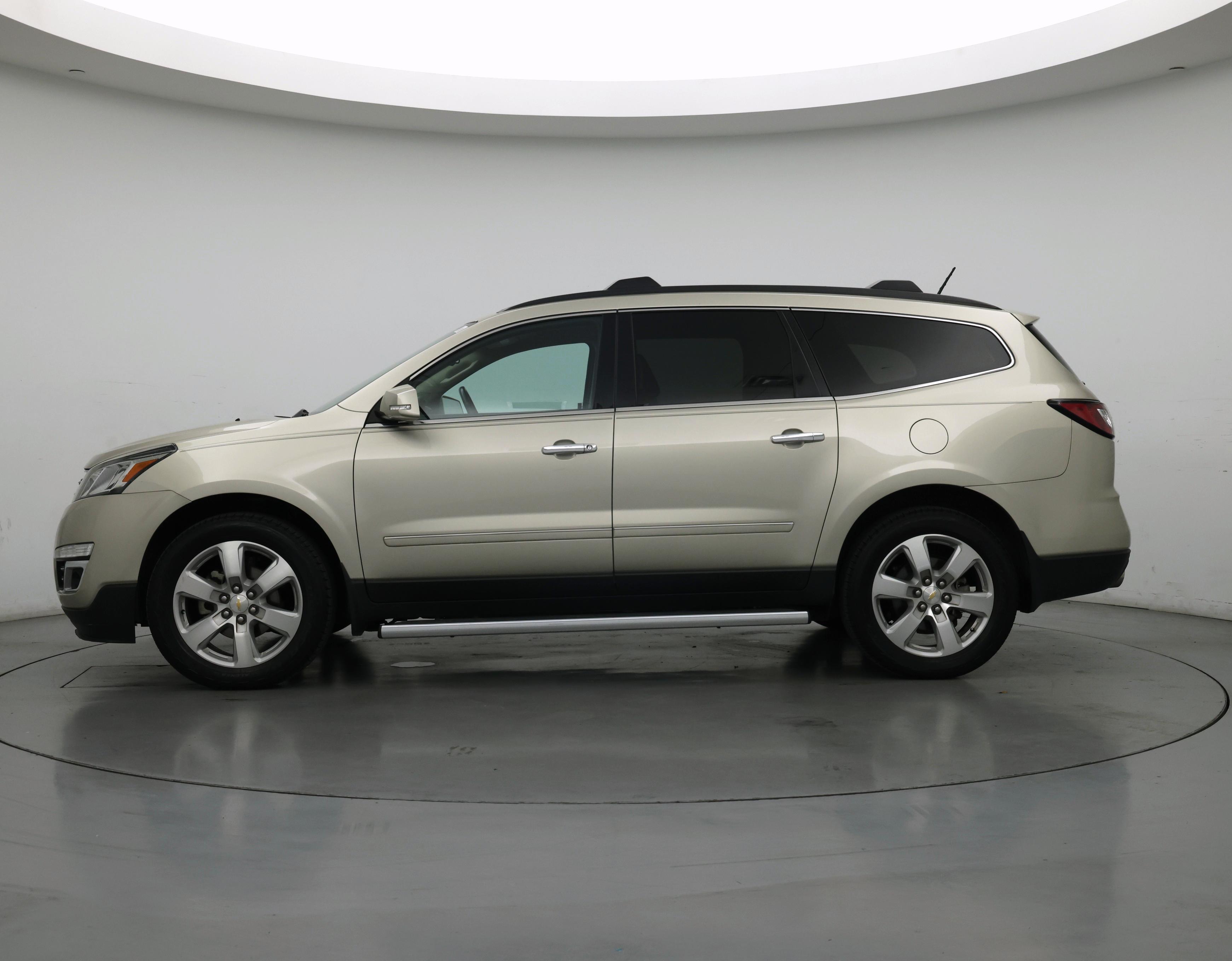 Thumbnail: 2016 Chevrolet Traverse - 3