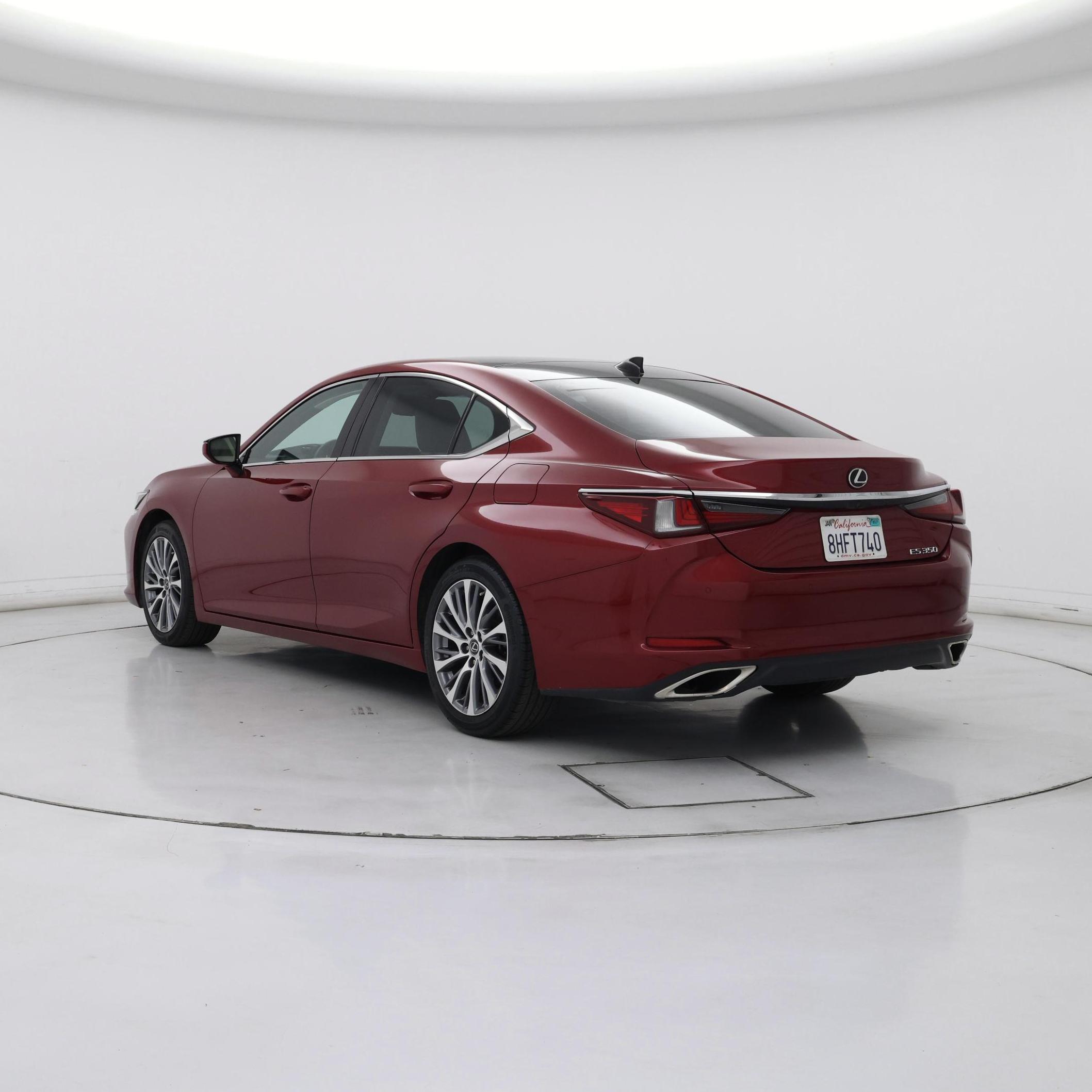 Thumbnail: 2019 Lexus ES - 2