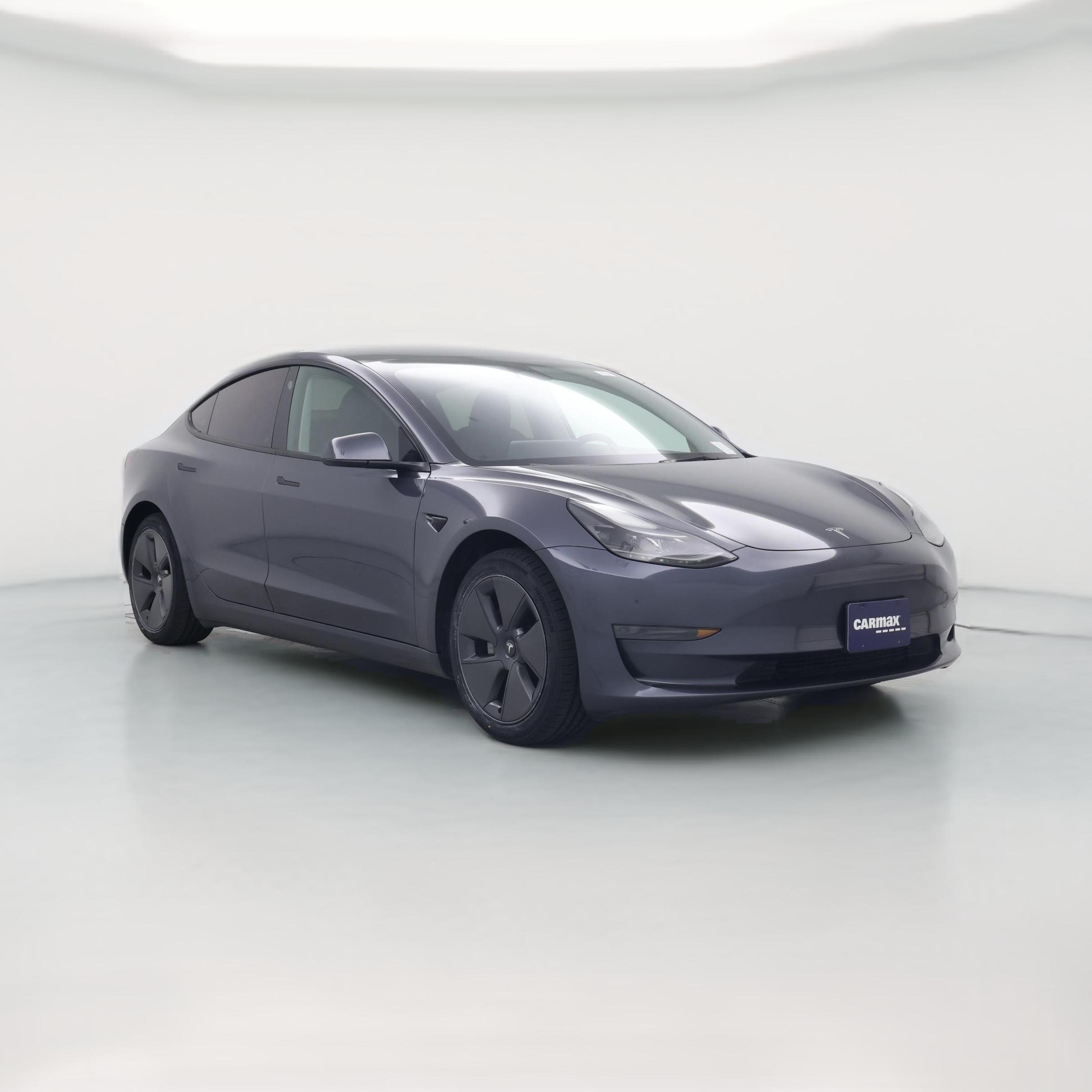 Thumbnail: 2023 Tesla Model 3 - 1