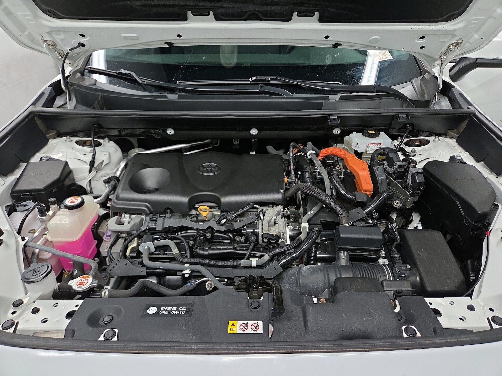 2020 Toyota RAV4 XLE - Photo 21