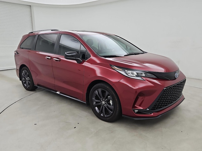 2025 Toyota Sienna XSE