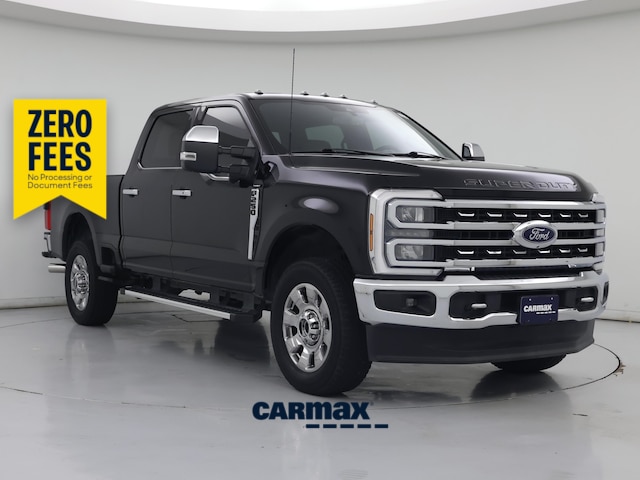 Black 2024 Ford F-250 Super Duty Lariat Crew Cab 4WD Pickup Truck Four-Wheel Drive Automatic