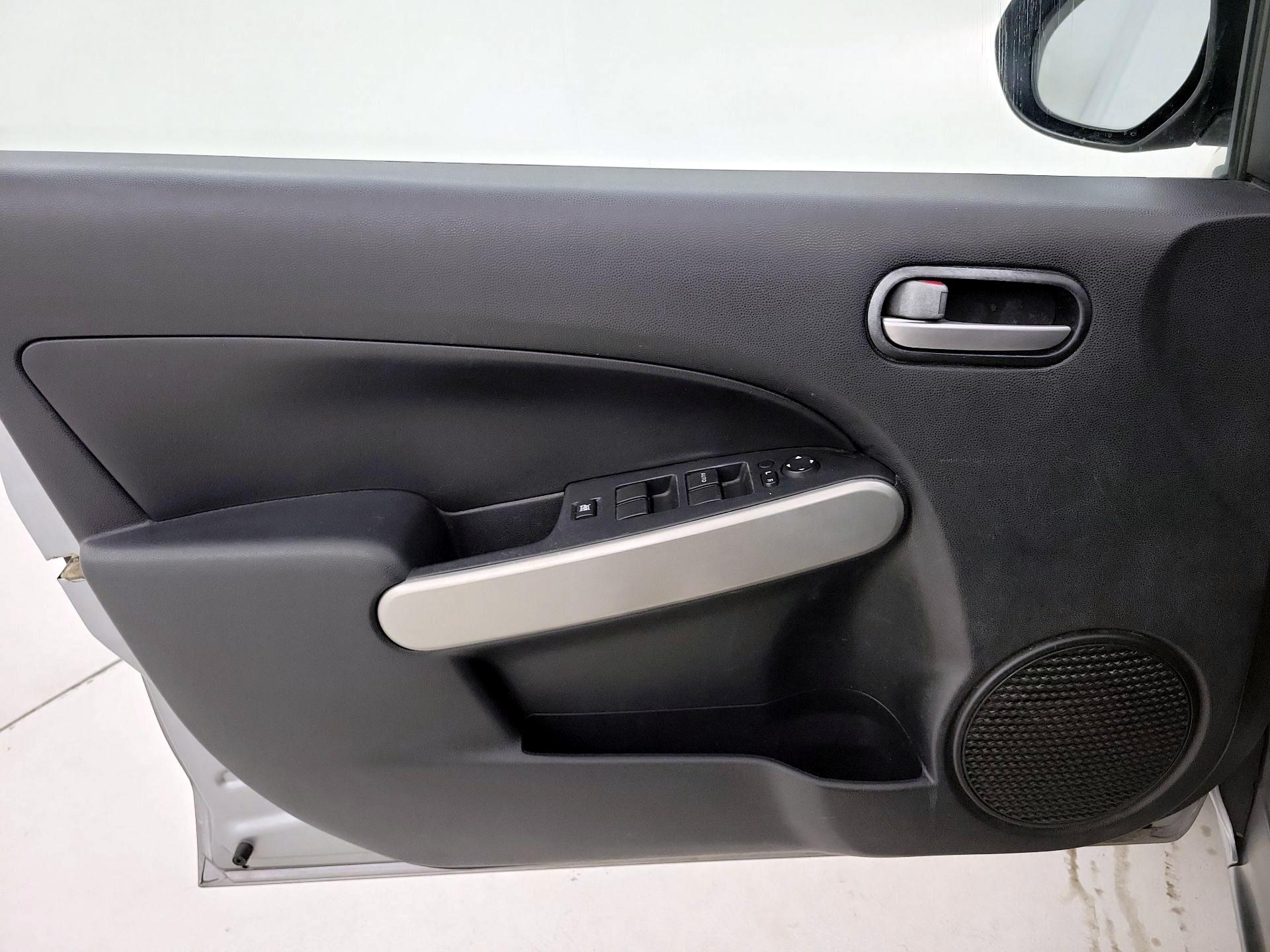 Thumbnail: 2014 Mazda Mazda2 - 12