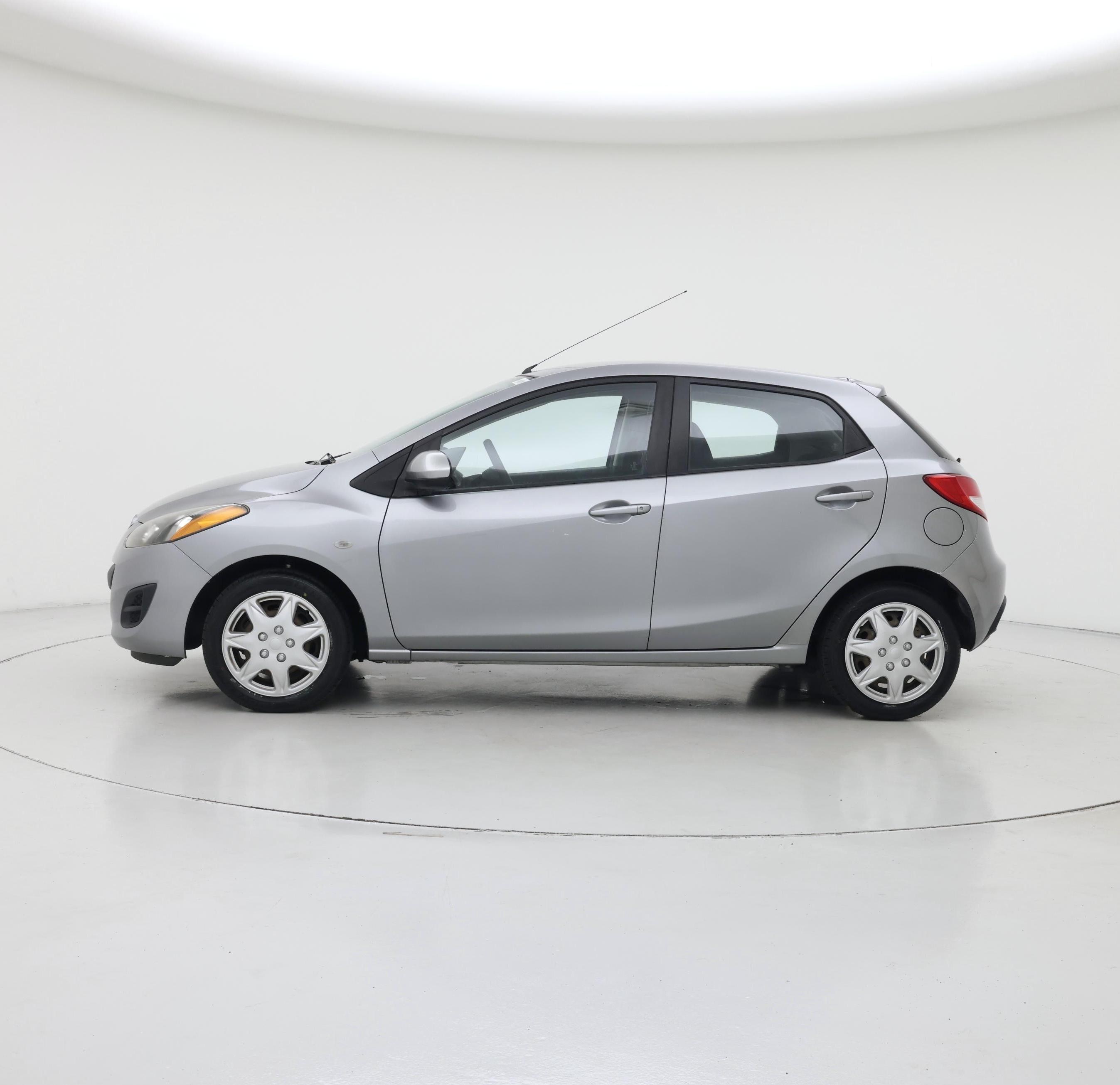 Thumbnail: 2014 Mazda Mazda2 - 3