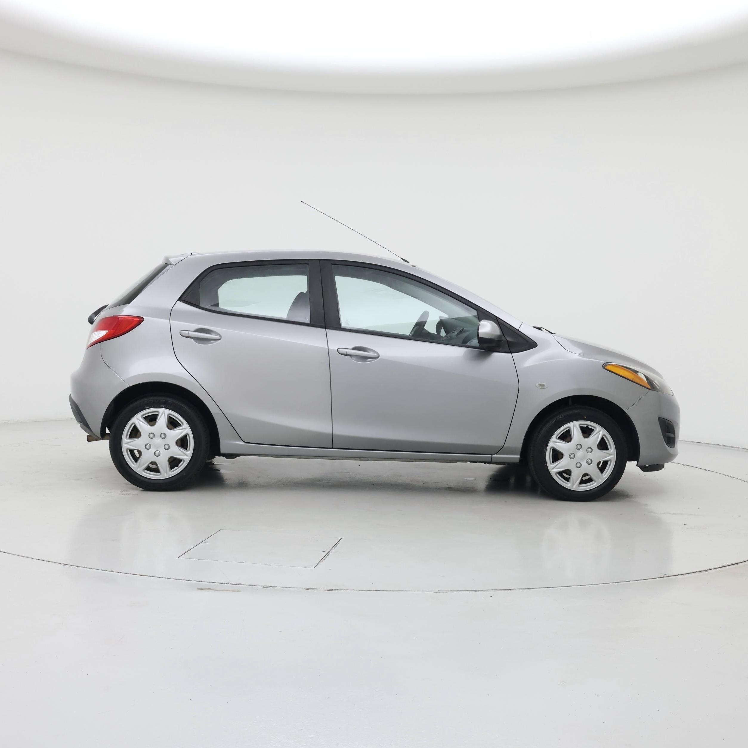 Thumbnail: 2014 Mazda Mazda2 - 7
