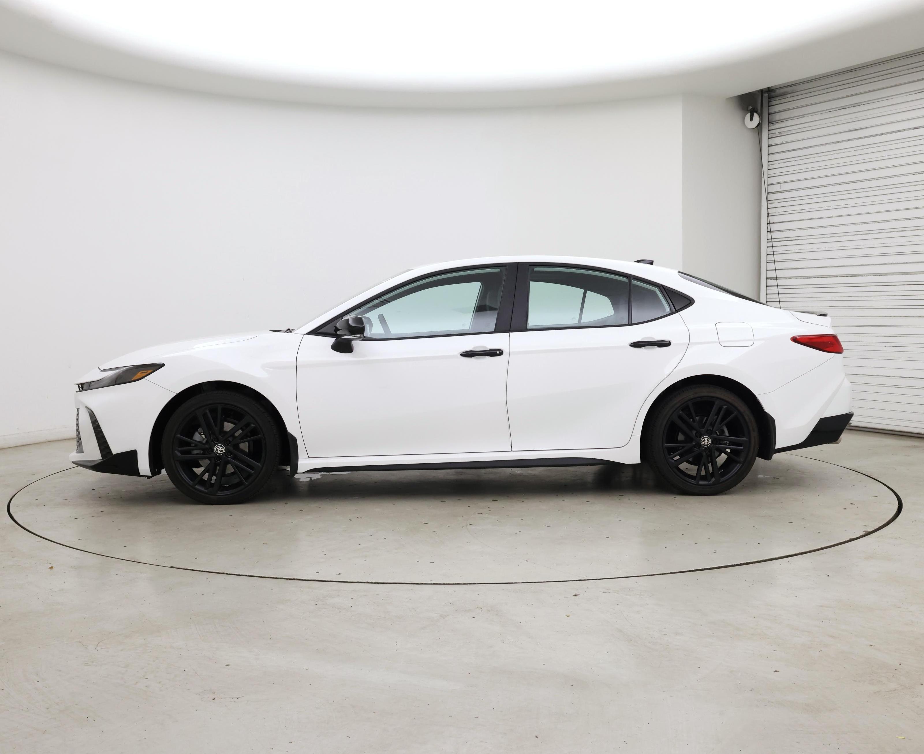 Thumbnail: 2026 Toyota Camry - 3