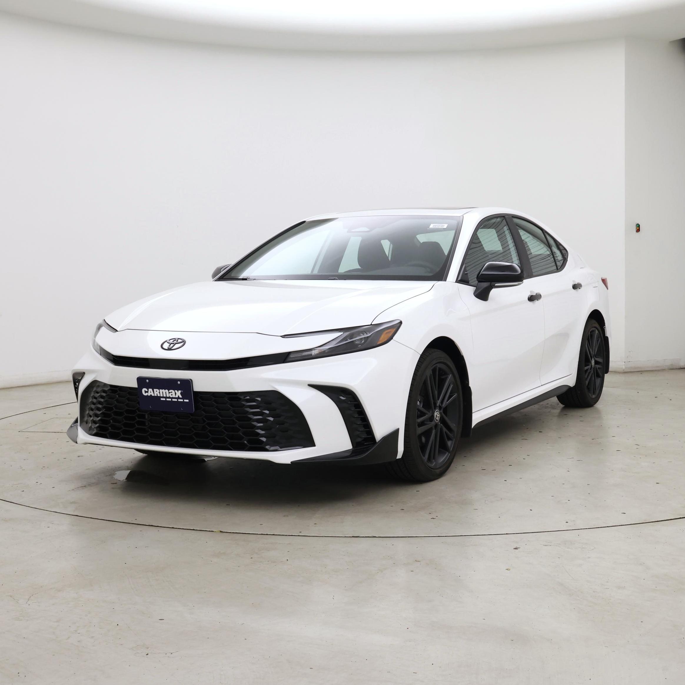Thumbnail: 2026 Toyota Camry - 4