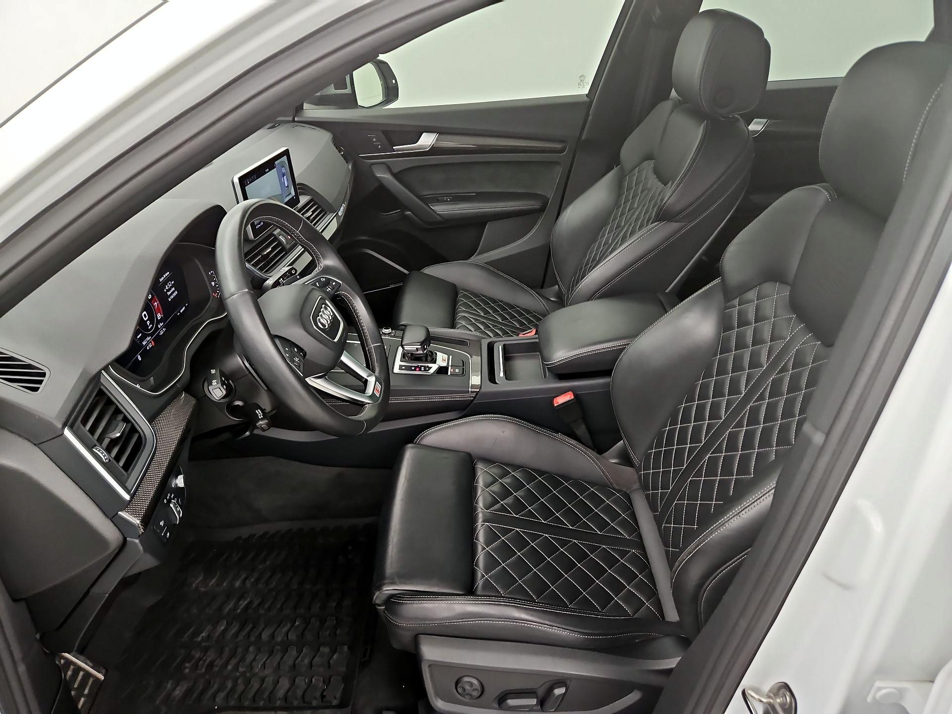 Thumbnail: 2018 Audi SQ5 - 11
