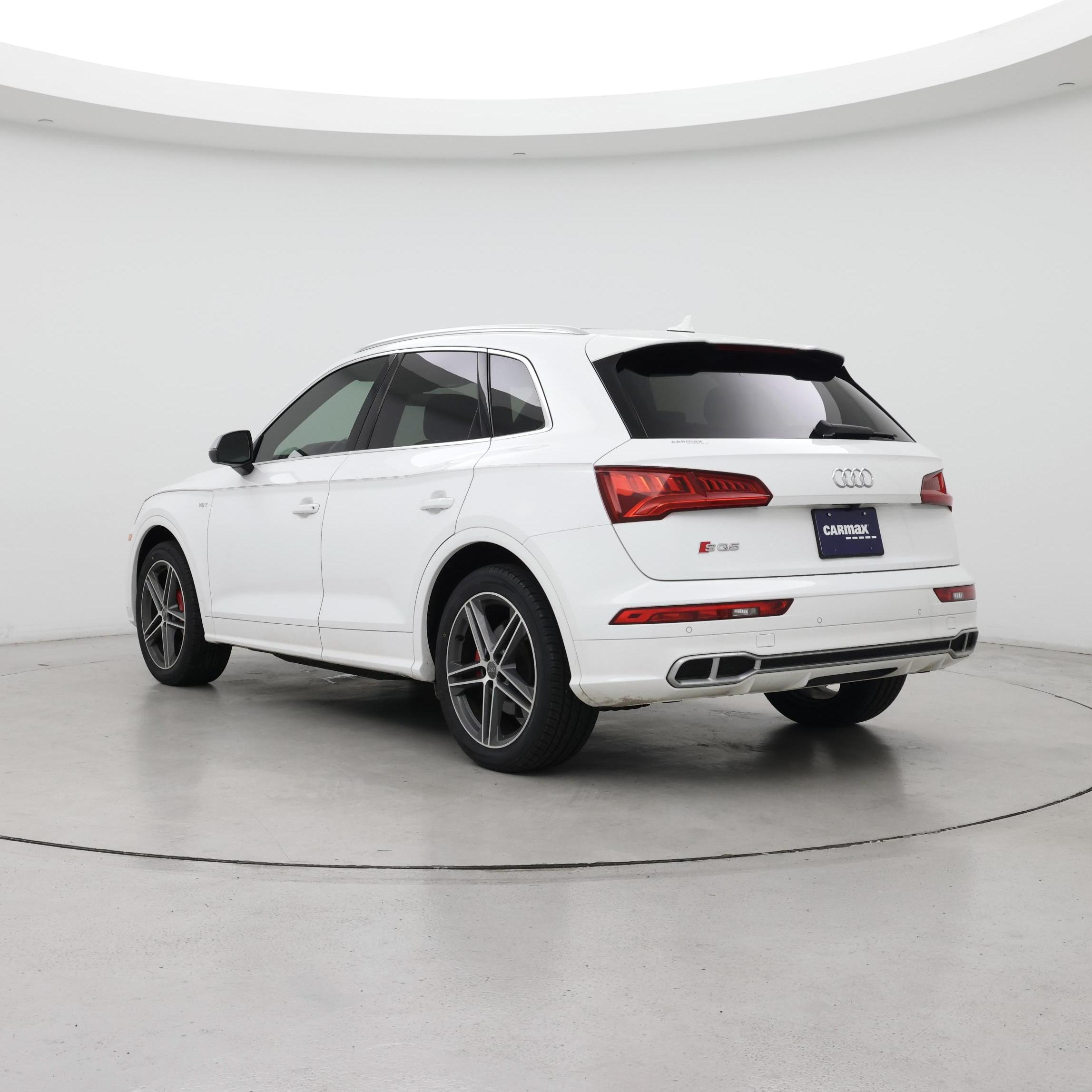Thumbnail: 2018 Audi SQ5 - 2