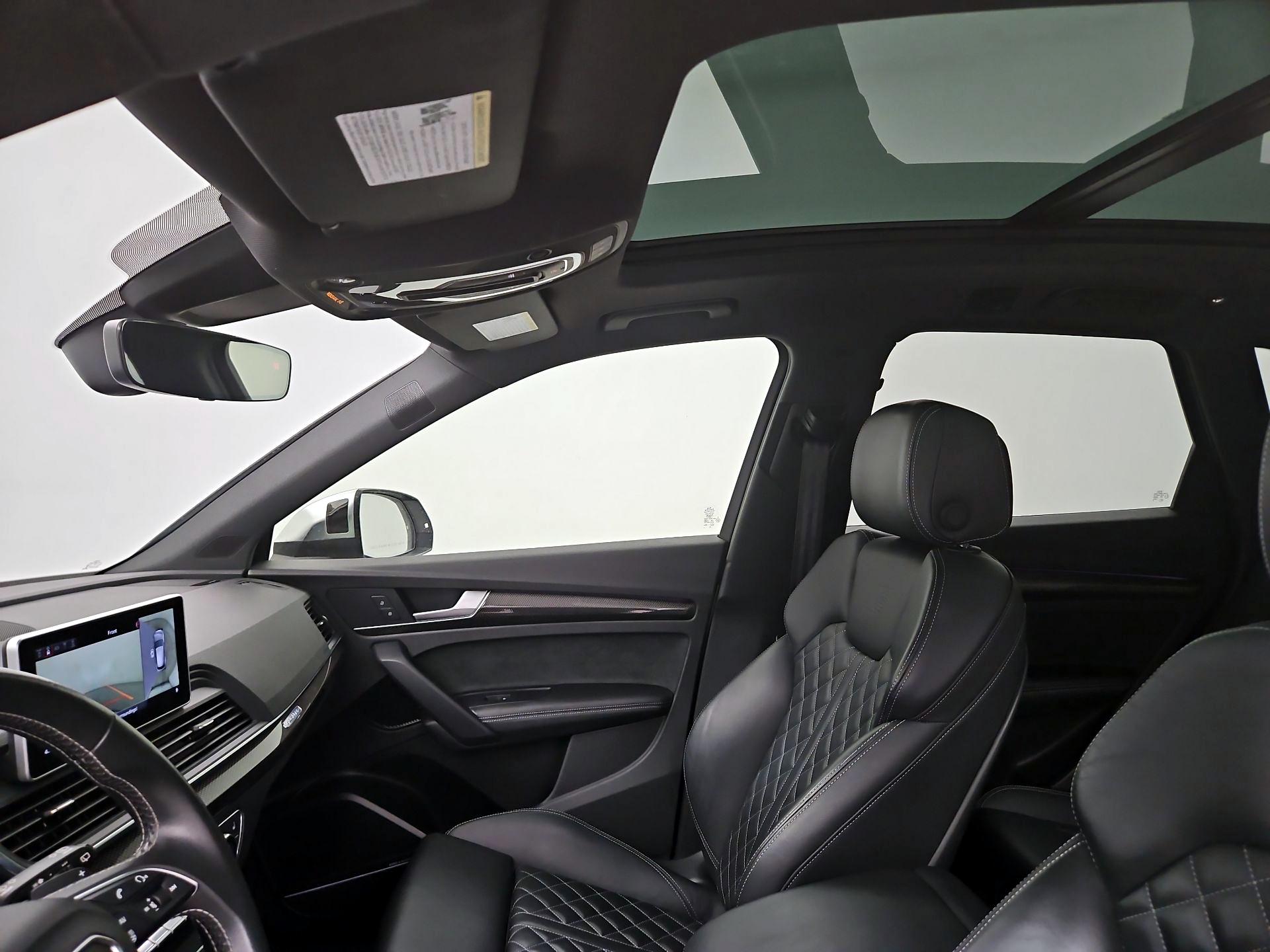Thumbnail: 2018 Audi SQ5 - 19