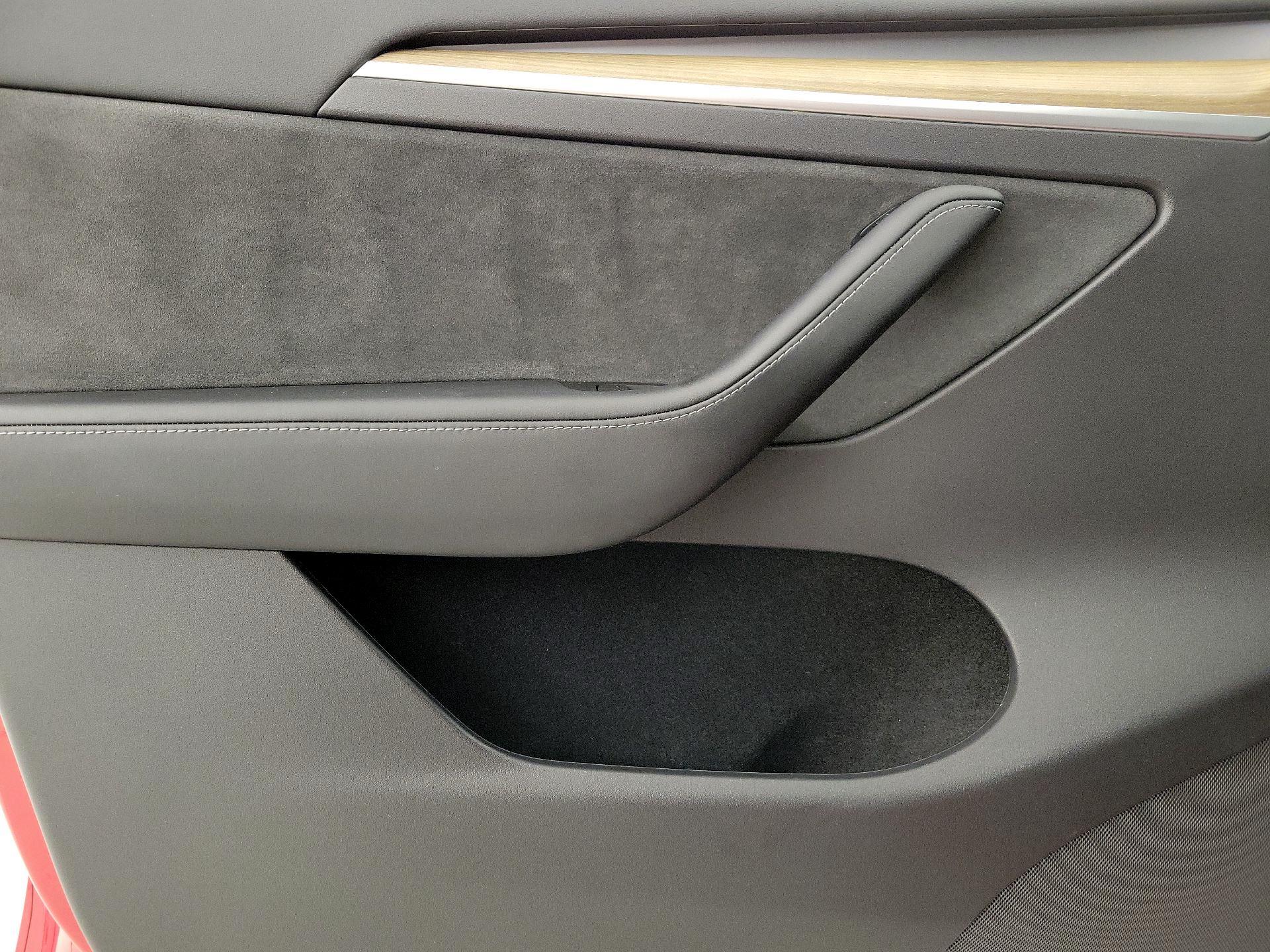 Thumbnail: 2023 Tesla Model Y - 12