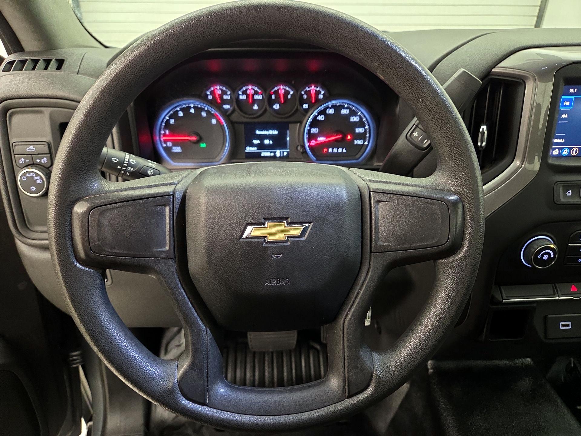 Thumbnail: 2020 Chevrolet Silverado 1500 - 19