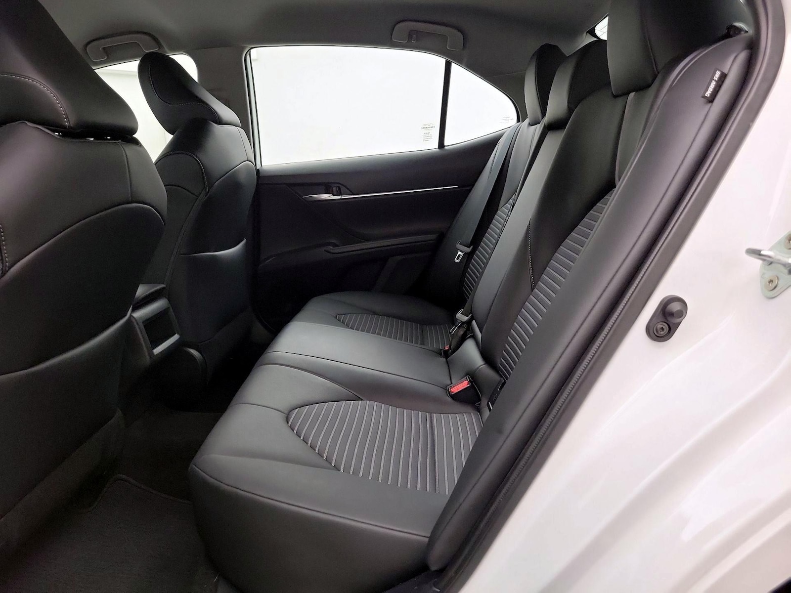 2023 Toyota Camry SE - Photo 20