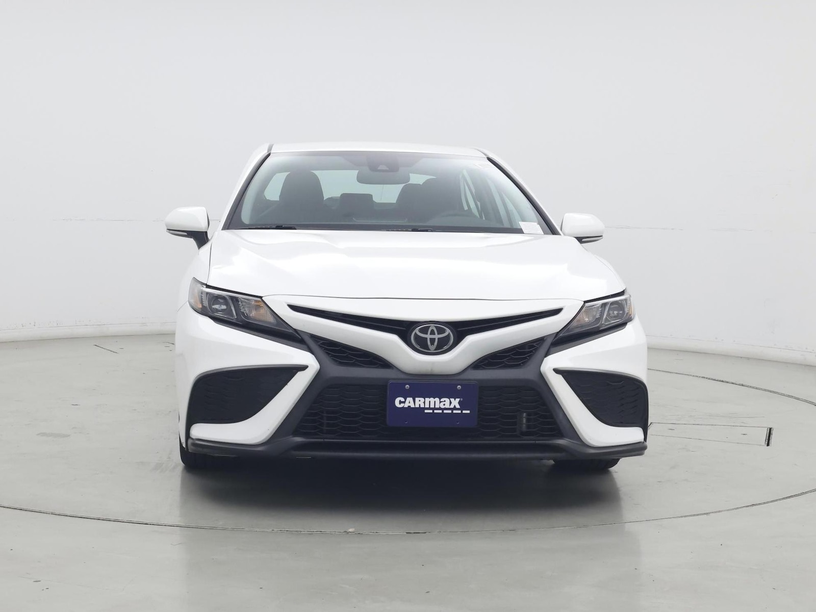 2023 Toyota Camry SE - Photo 6