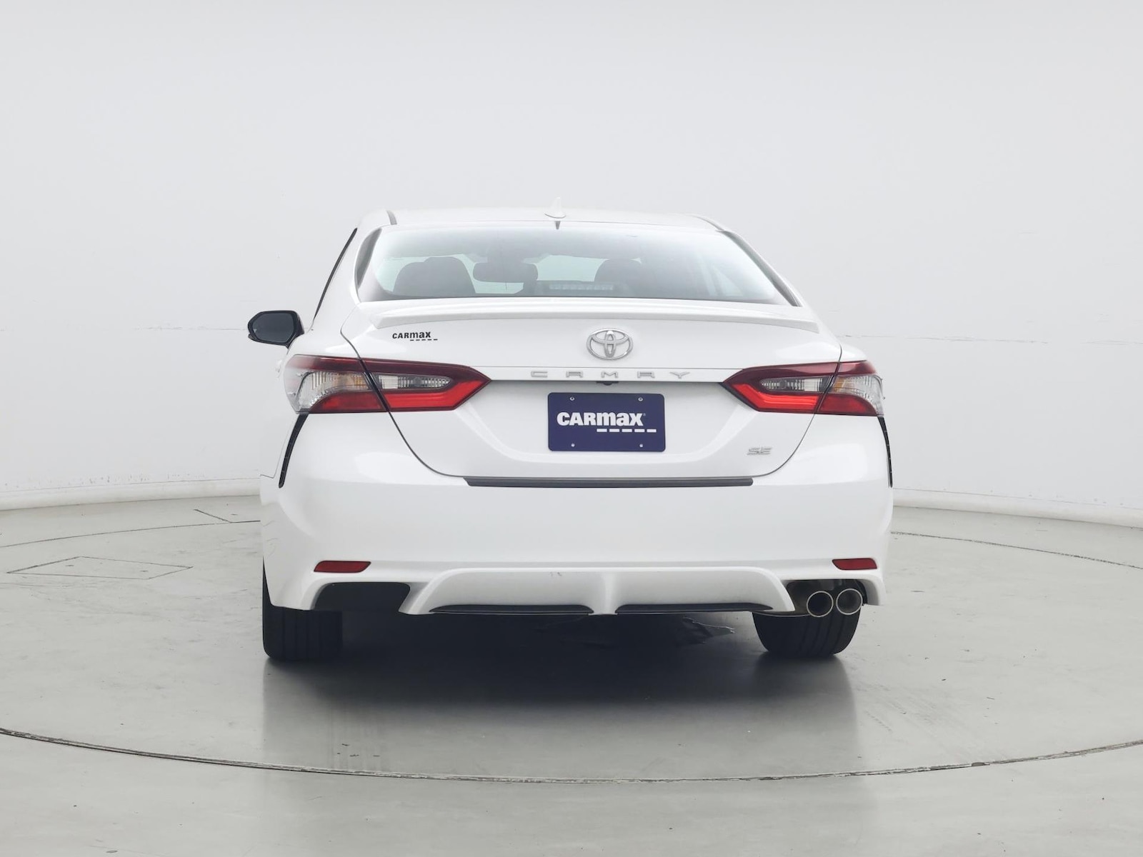 2023 Toyota Camry SE - Photo 7