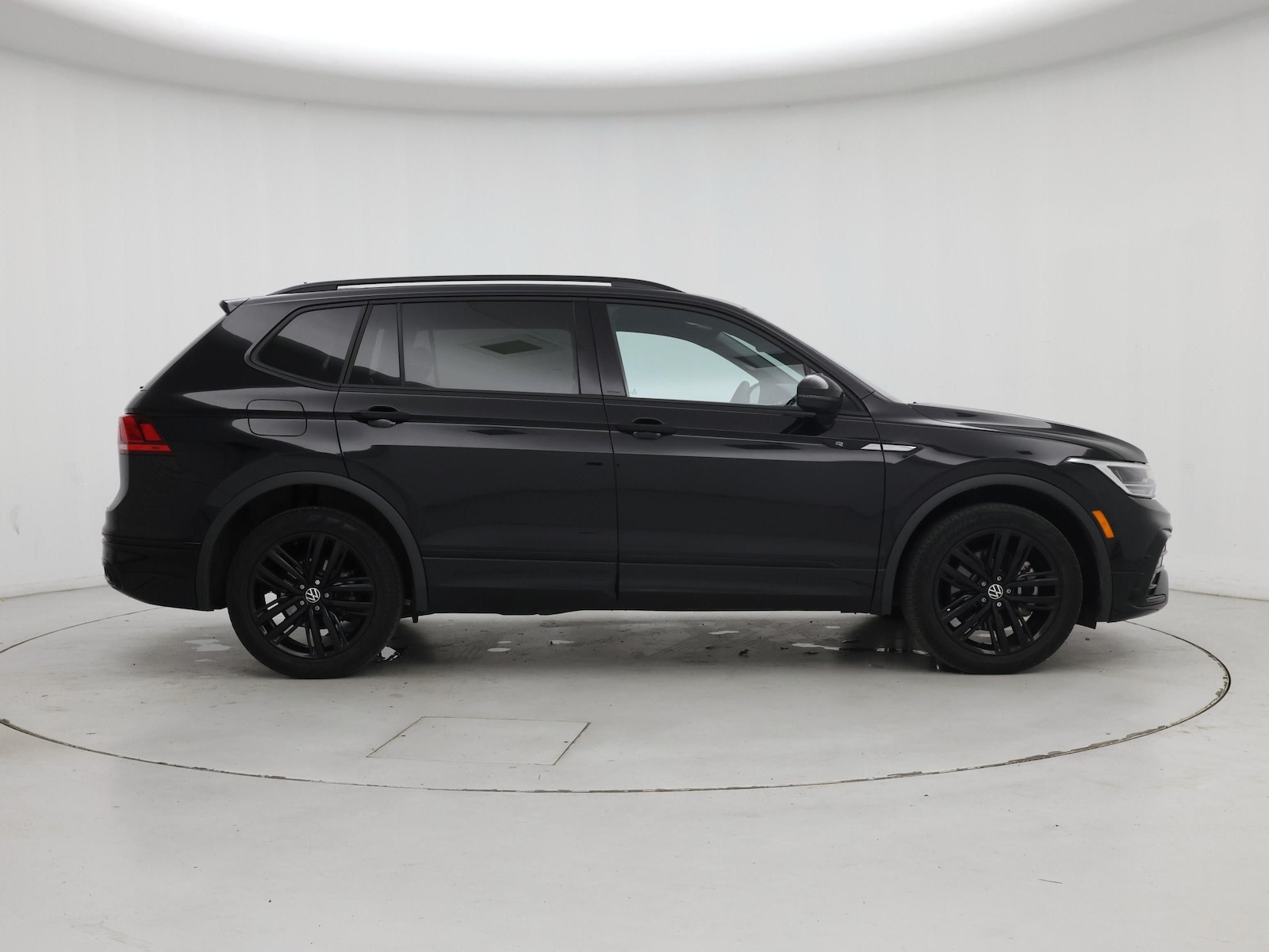 2022 Volkswagen Tiguan SE R-LINE BLACK - Photo 8