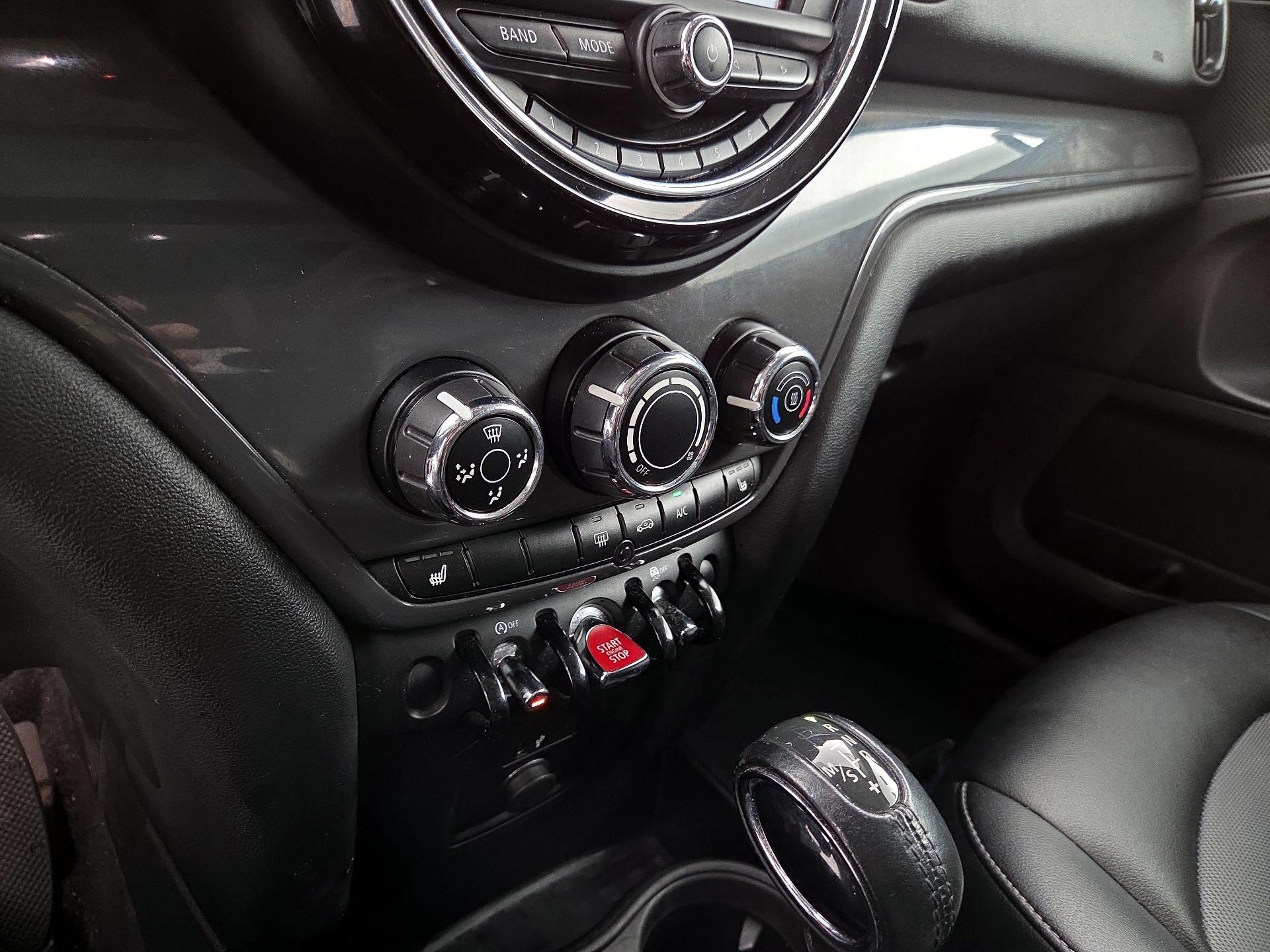 Thumbnail: 2019 MINI Cooper Countryman - 15