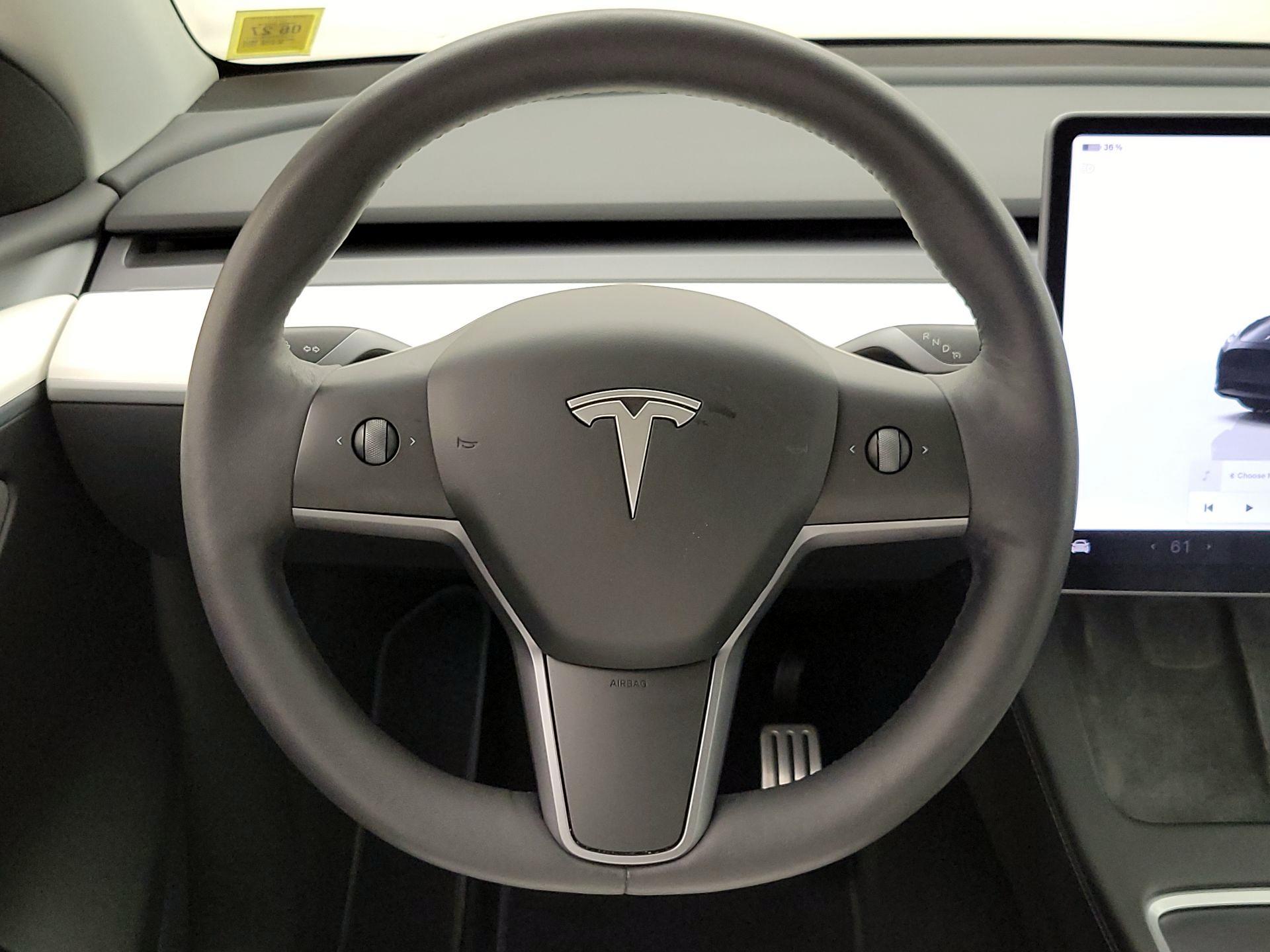 Thumbnail: 2023 Tesla Model Y - 10