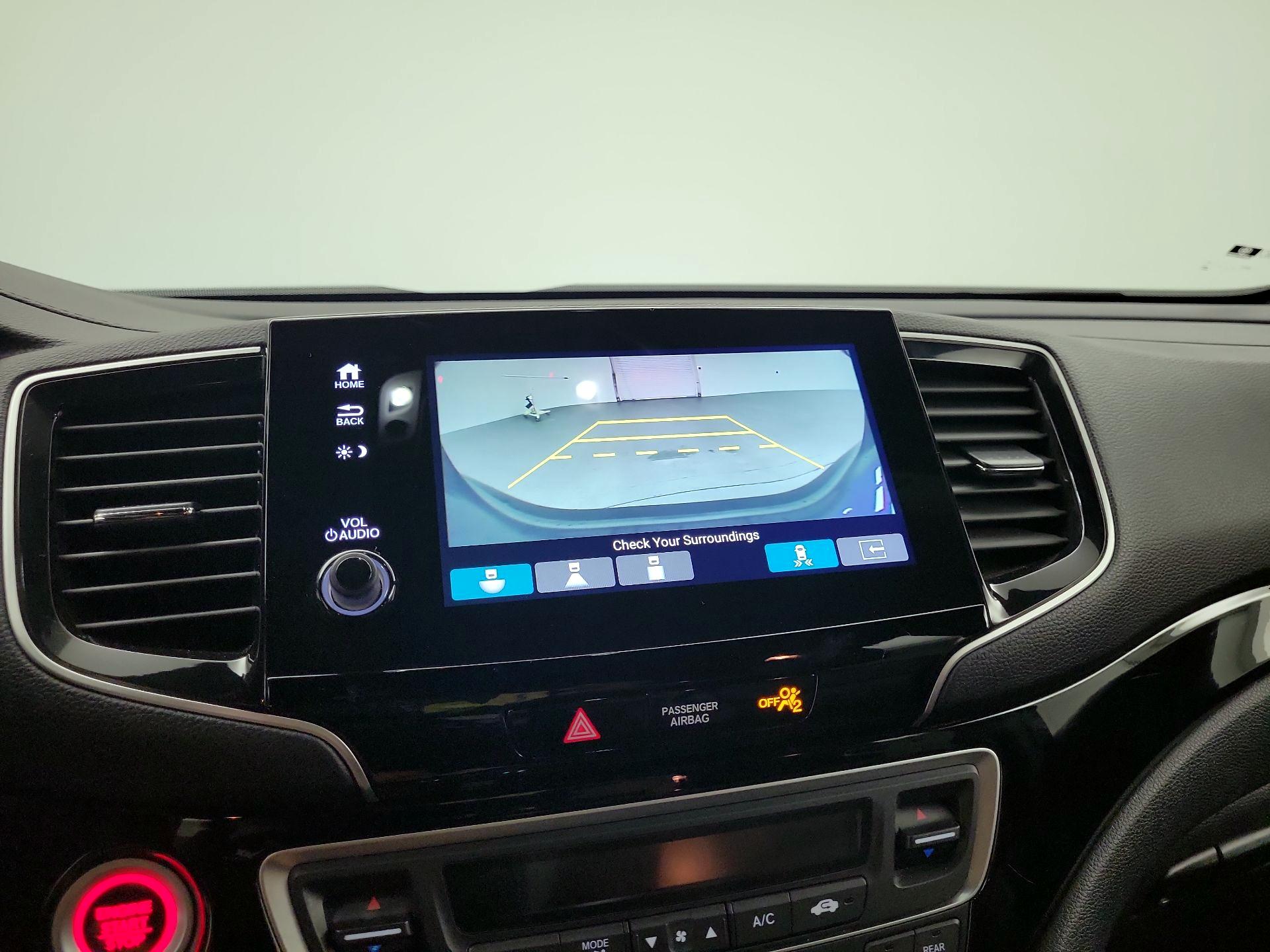 Thumbnail: 2020 Honda Pilot - 14