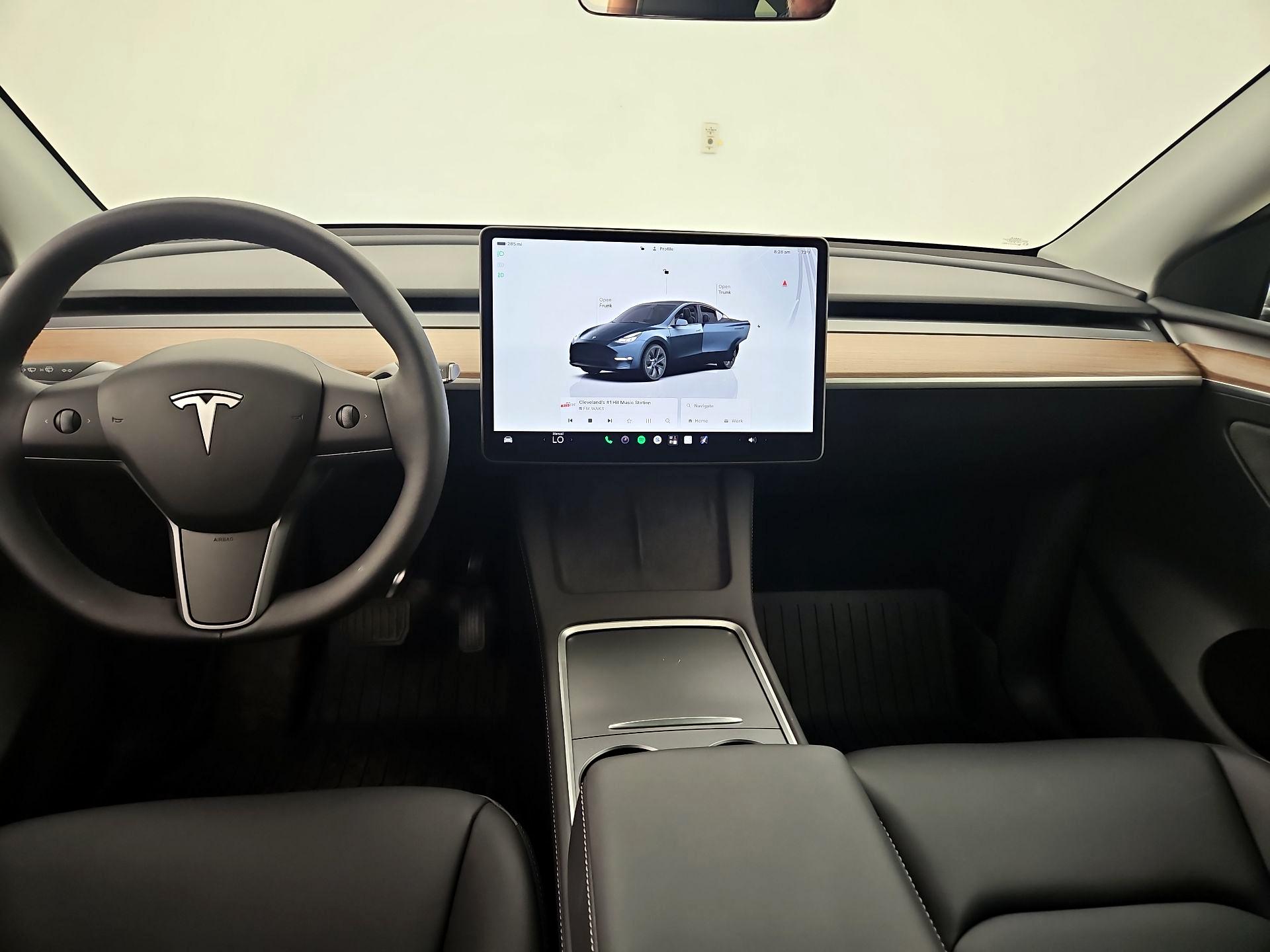 Thumbnail: 2025 Tesla Model Y - 9
