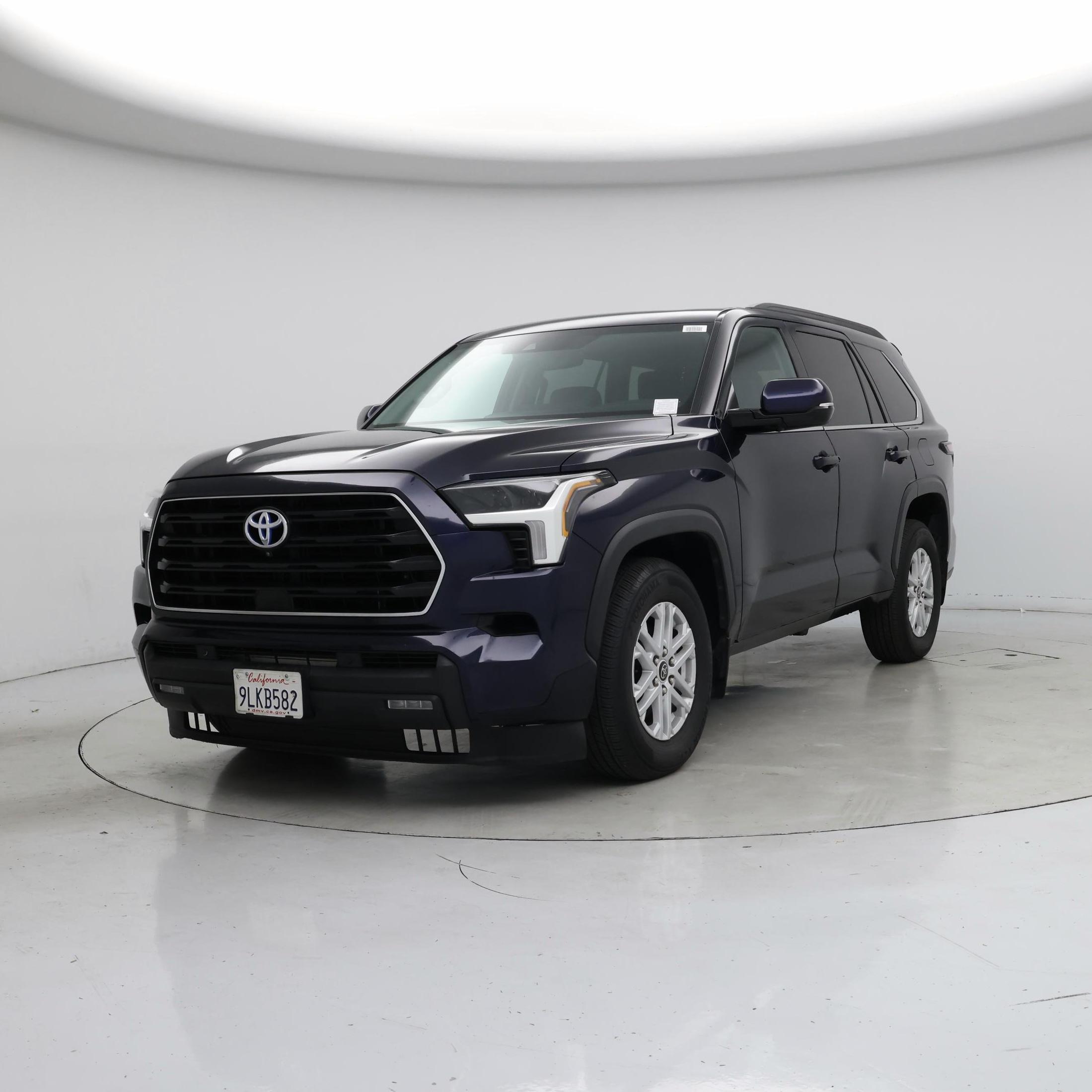 Thumbnail: 2023 Toyota Sequoia - 4