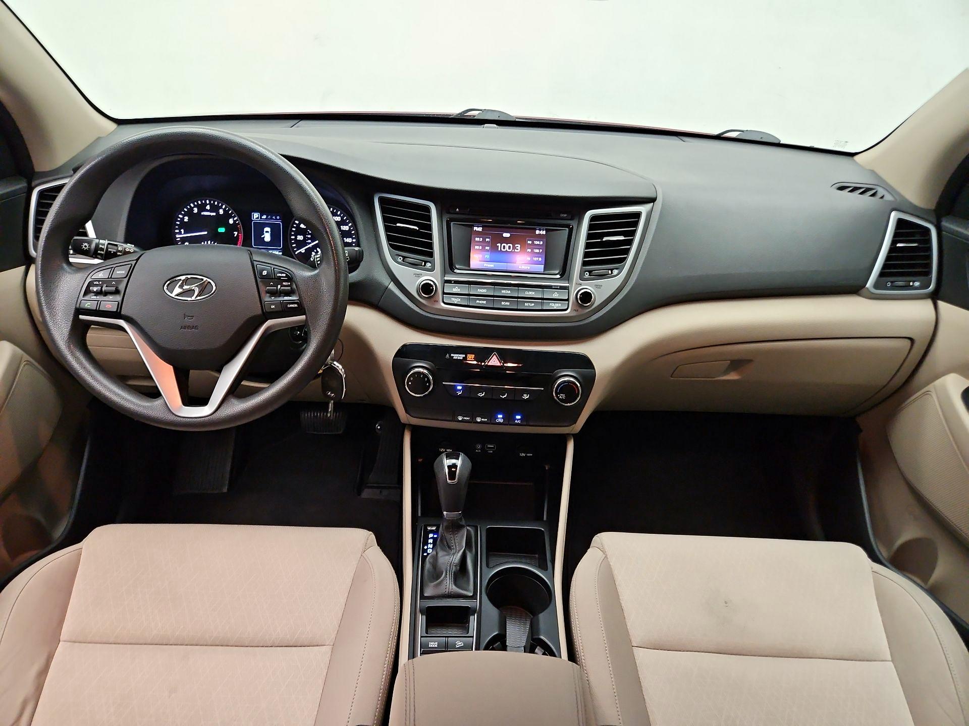 Thumbnail: 2017 Hyundai Tucson - 9