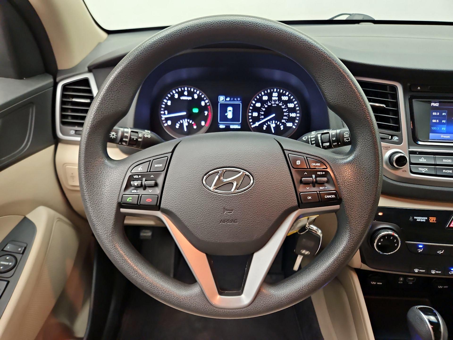 Thumbnail: 2017 Hyundai Tucson - 10