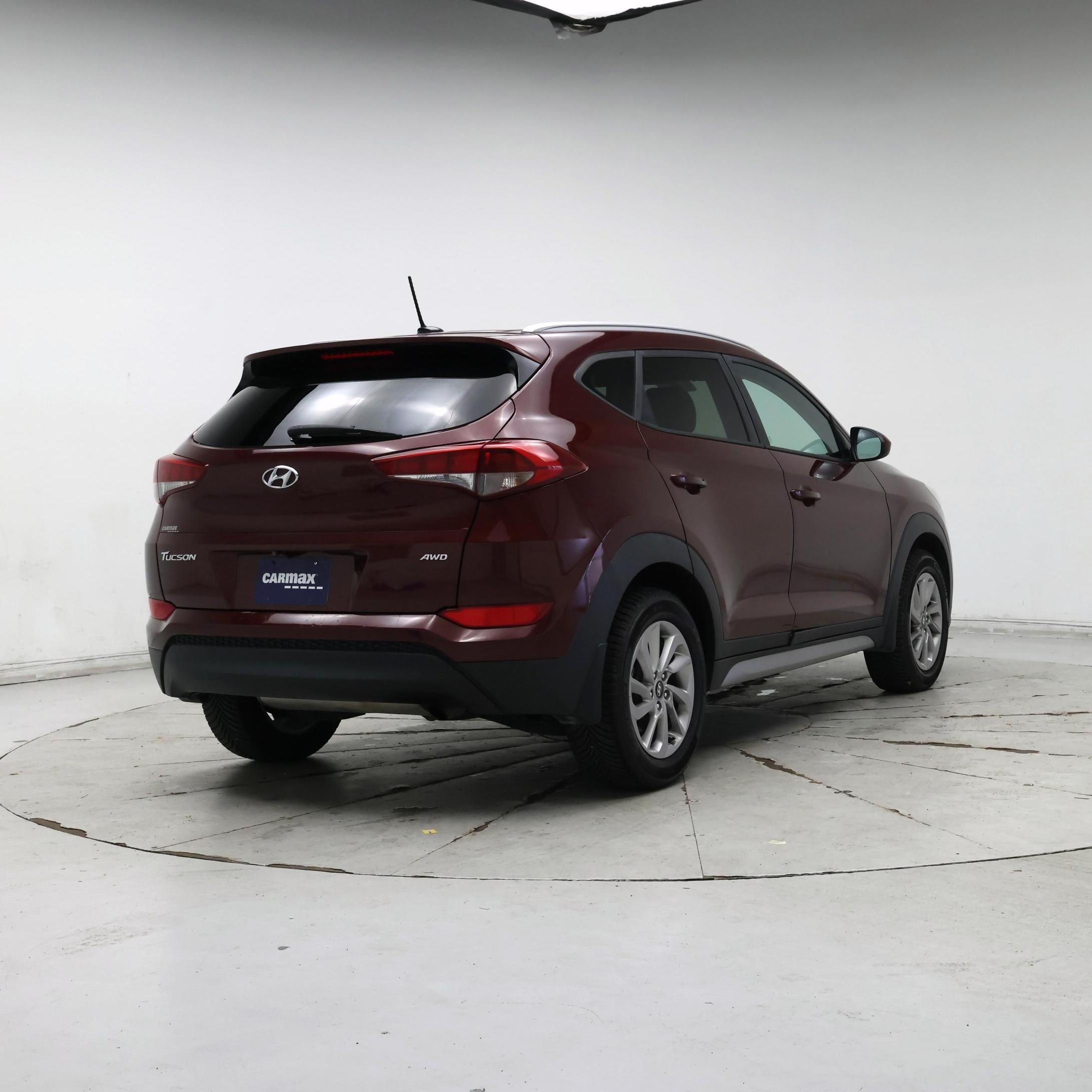 Thumbnail: 2017 Hyundai Tucson - 8