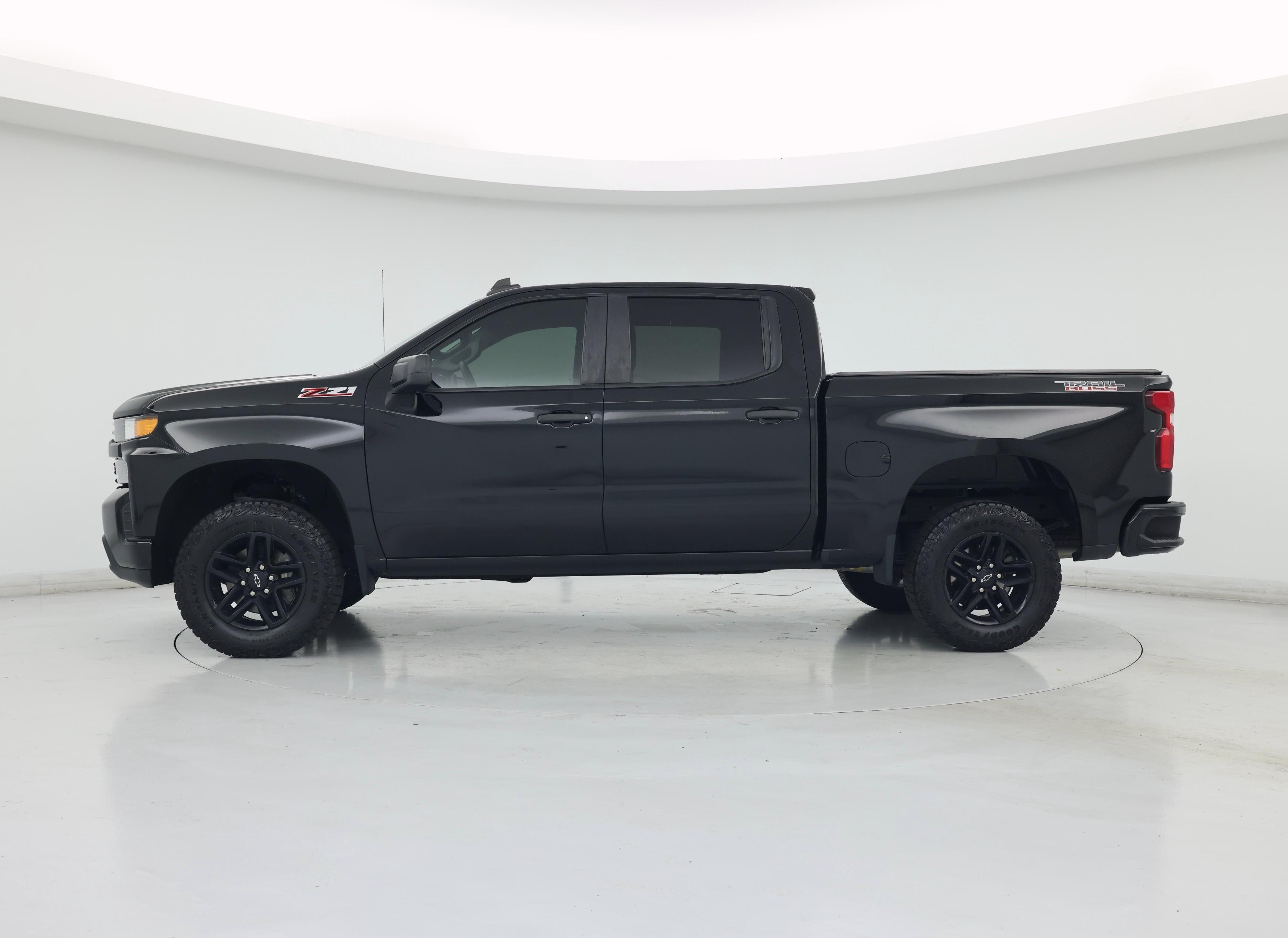 Thumbnail: 2021 Chevrolet Silverado 1500 - 3