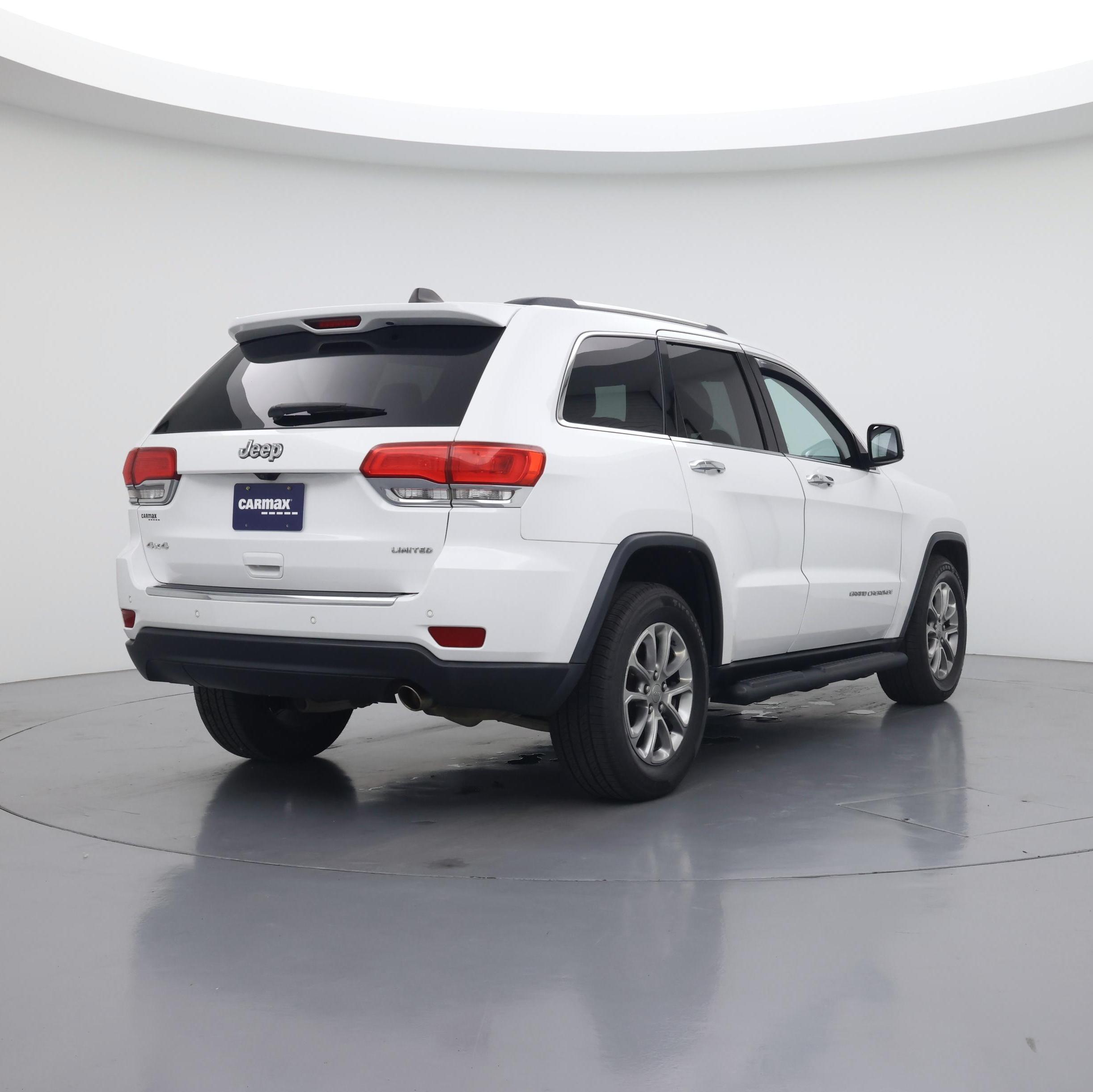 Thumbnail: 2015 Jeep Grand Cherokee - 8